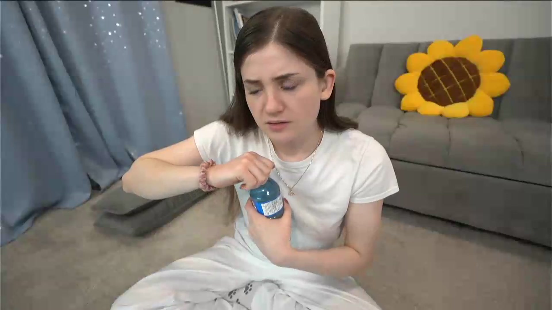 Gallery image thumbnail from AmberPeach's myfreecams stream on, 05/25/2026, 05:44 image 2 of 20