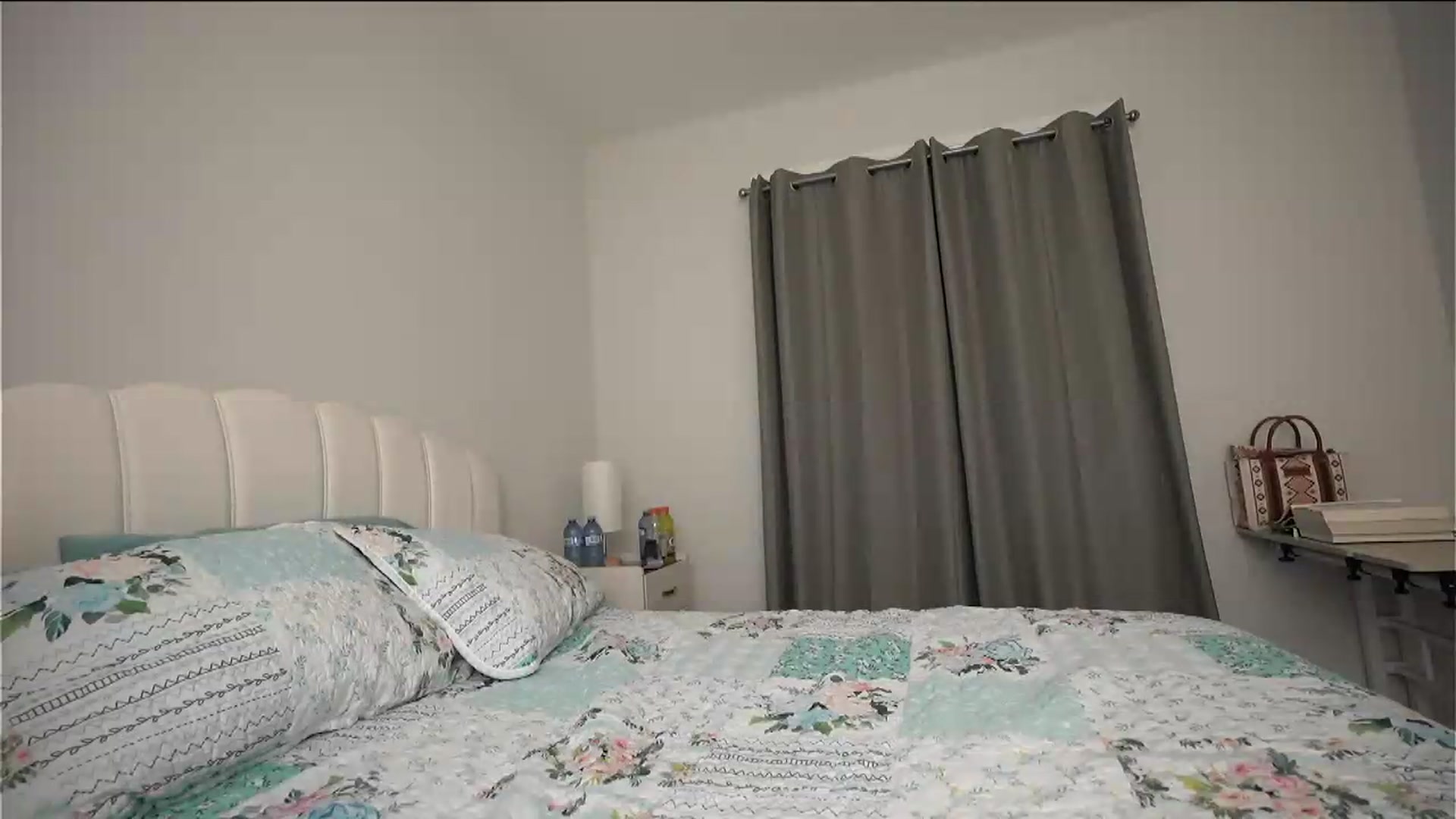 Gallery image thumbnail from AmberPeach's myfreecams stream on, 06/11/2026, 09:04 image 3 of 20