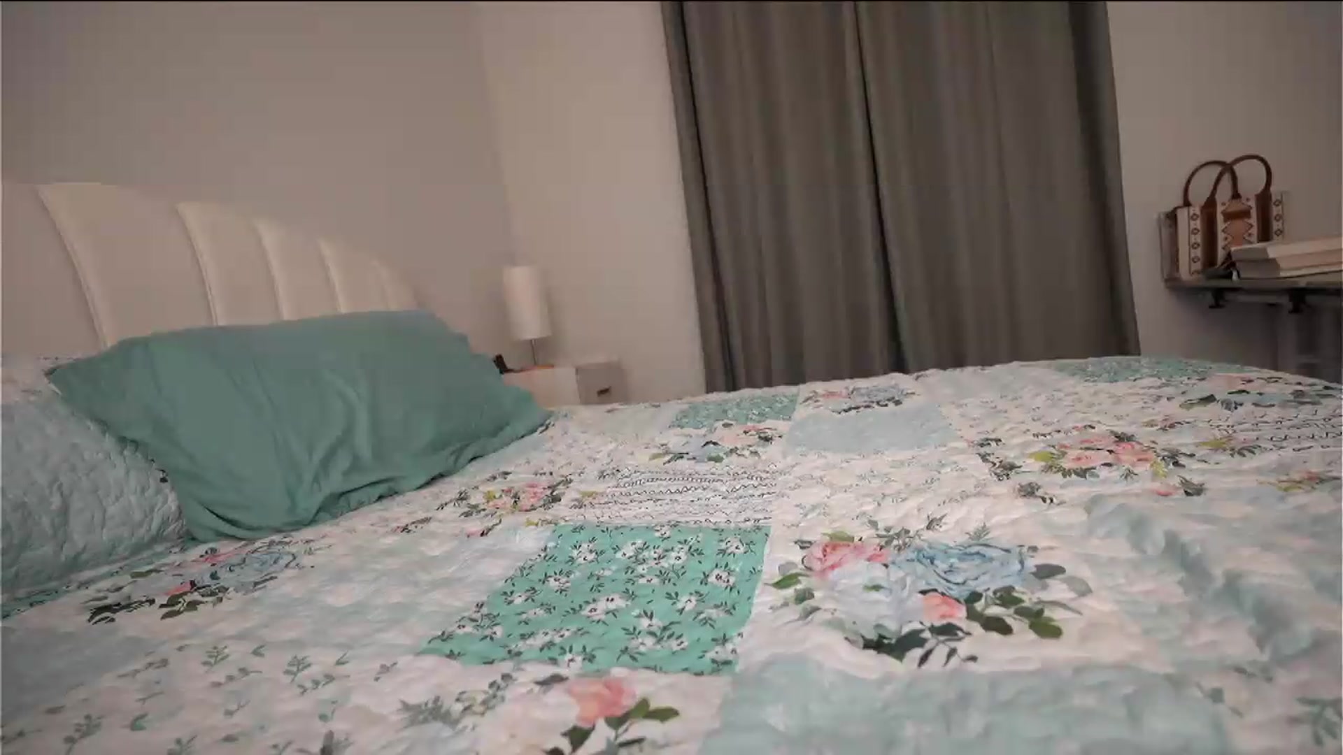 Gallery image thumbnail from AmberPeach's myfreecams stream on, 06/13/2026, 02:19 image 14 of 20