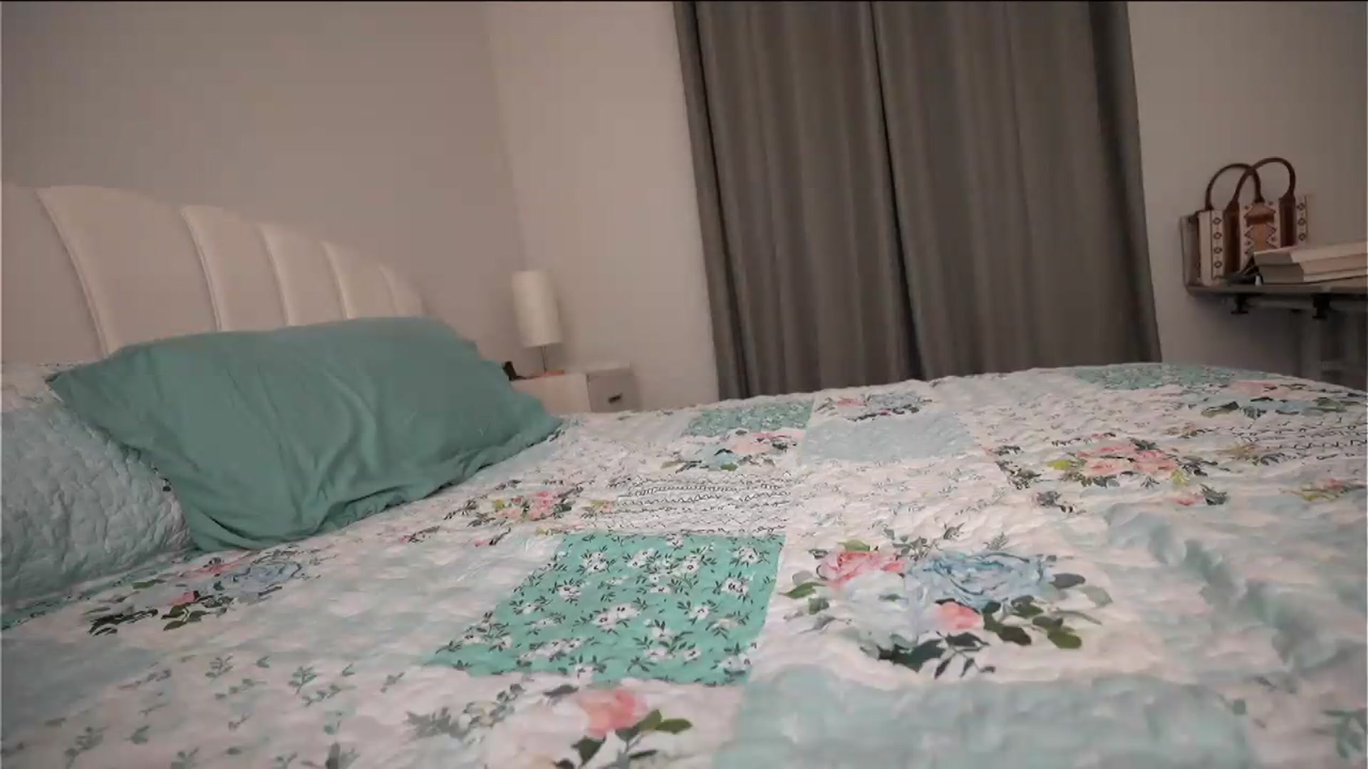 Gallery image thumbnail from AmberPeach's myfreecams stream on, 06/13/2026, 02:19 image 16 of 20