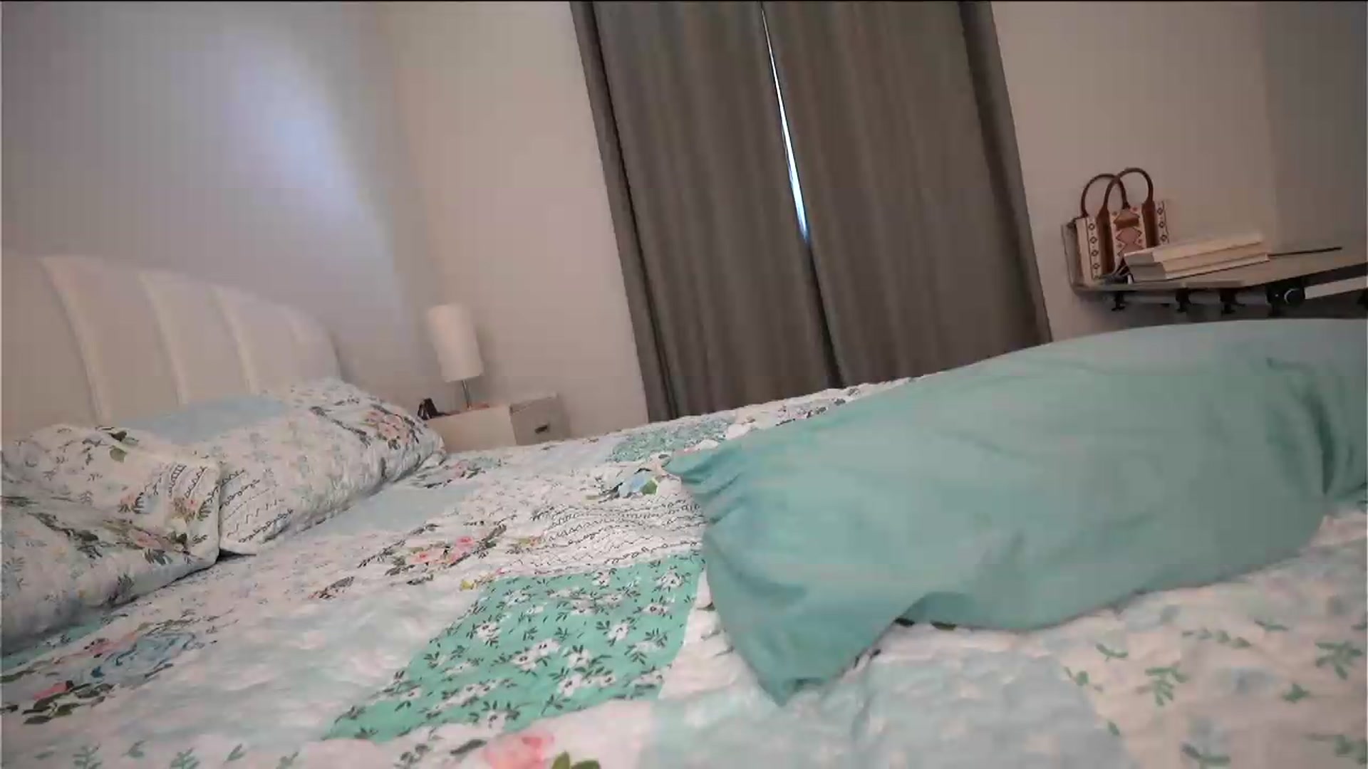 Gallery image thumbnail from AmberPeach's myfreecams stream on, 06/13/2026, 12:15 image 18 of 20