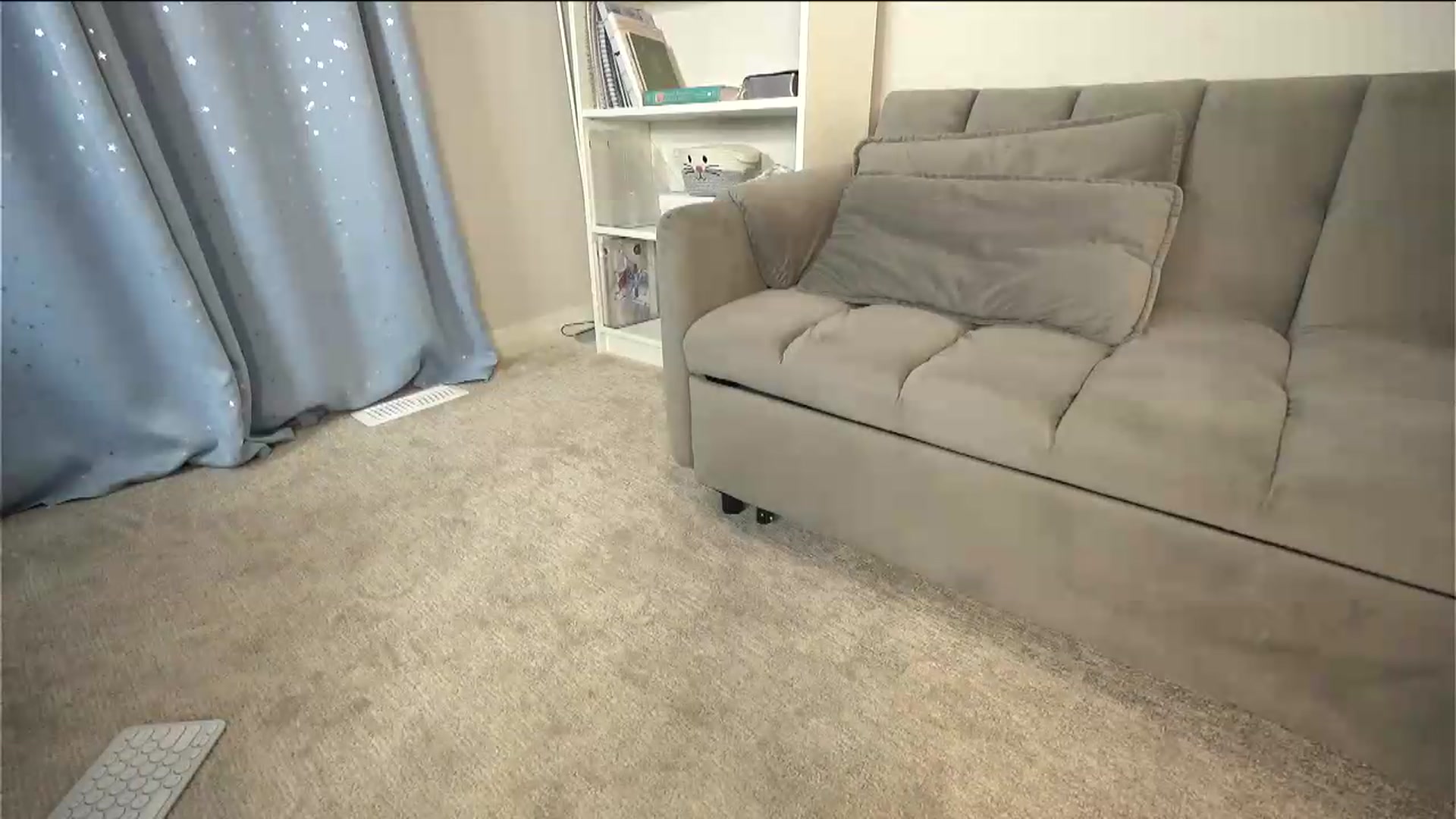 Gallery image thumbnail from AmberPeach's myfreecams stream on, 07/06/2026, 04:42 image 9 of 20
