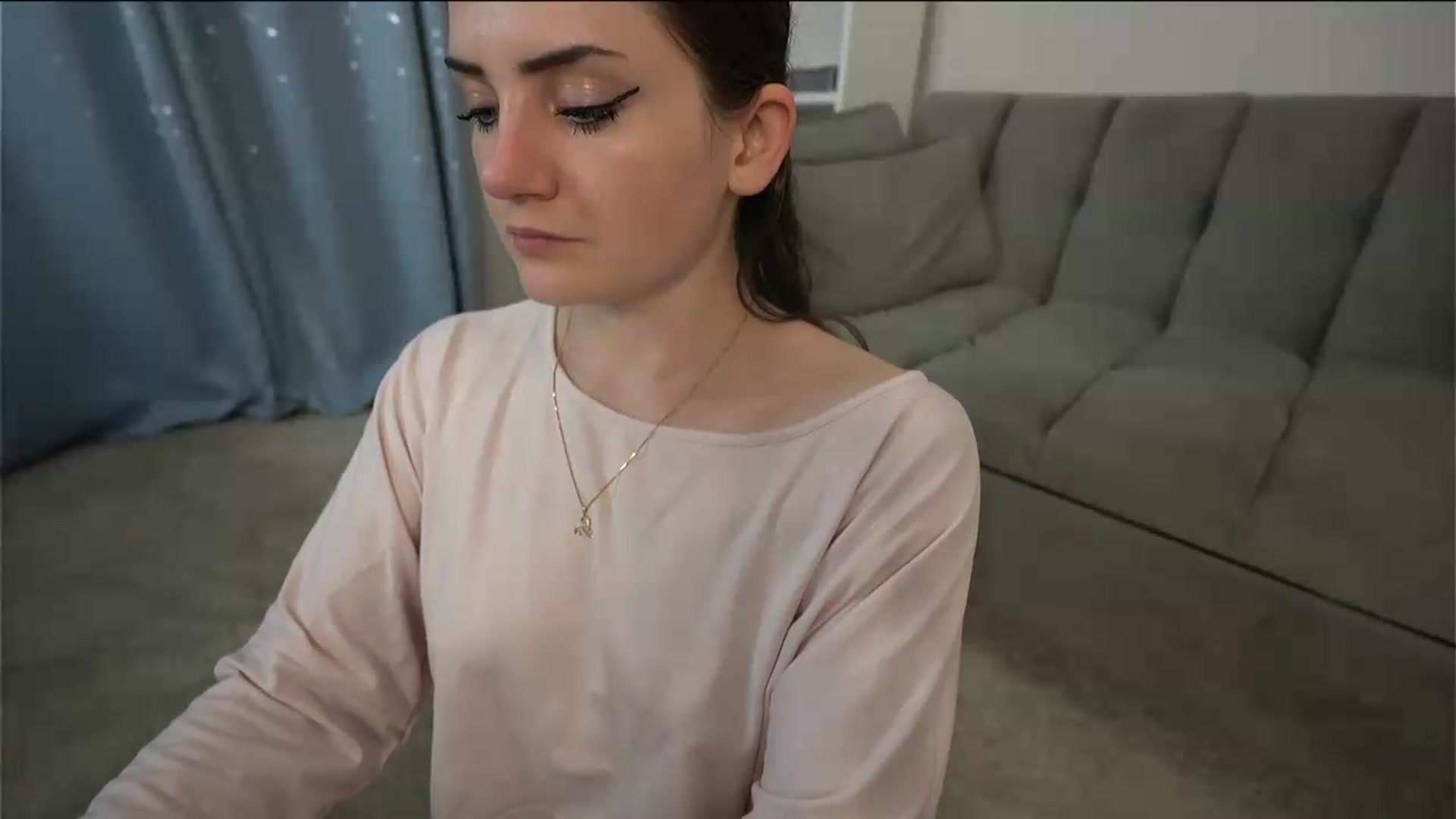 Gallery image thumbnail from AmberPeach's myfreecams stream on, 07/11/2026, 09:34 image 12 of 20