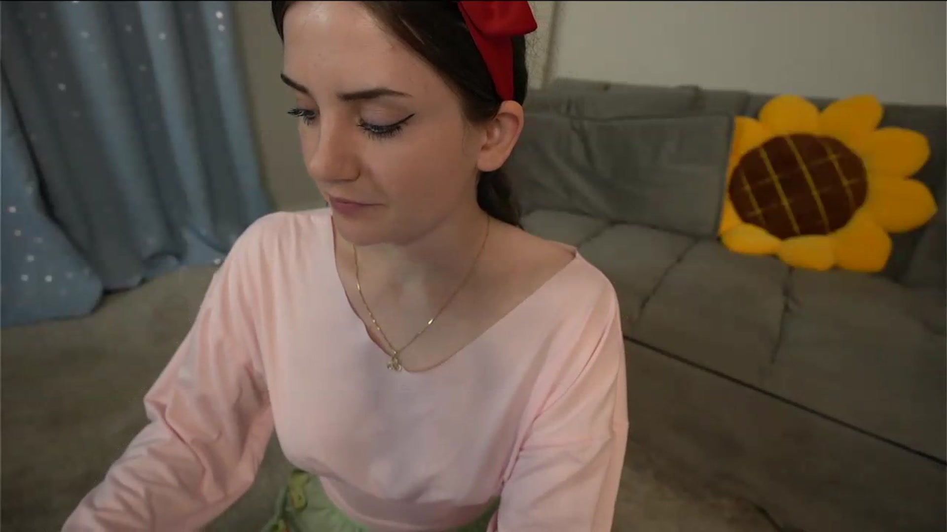 Gallery image thumbnail from AmberPeach's myfreecams stream on, 07/21/2026, 07:25 image 10 of 20