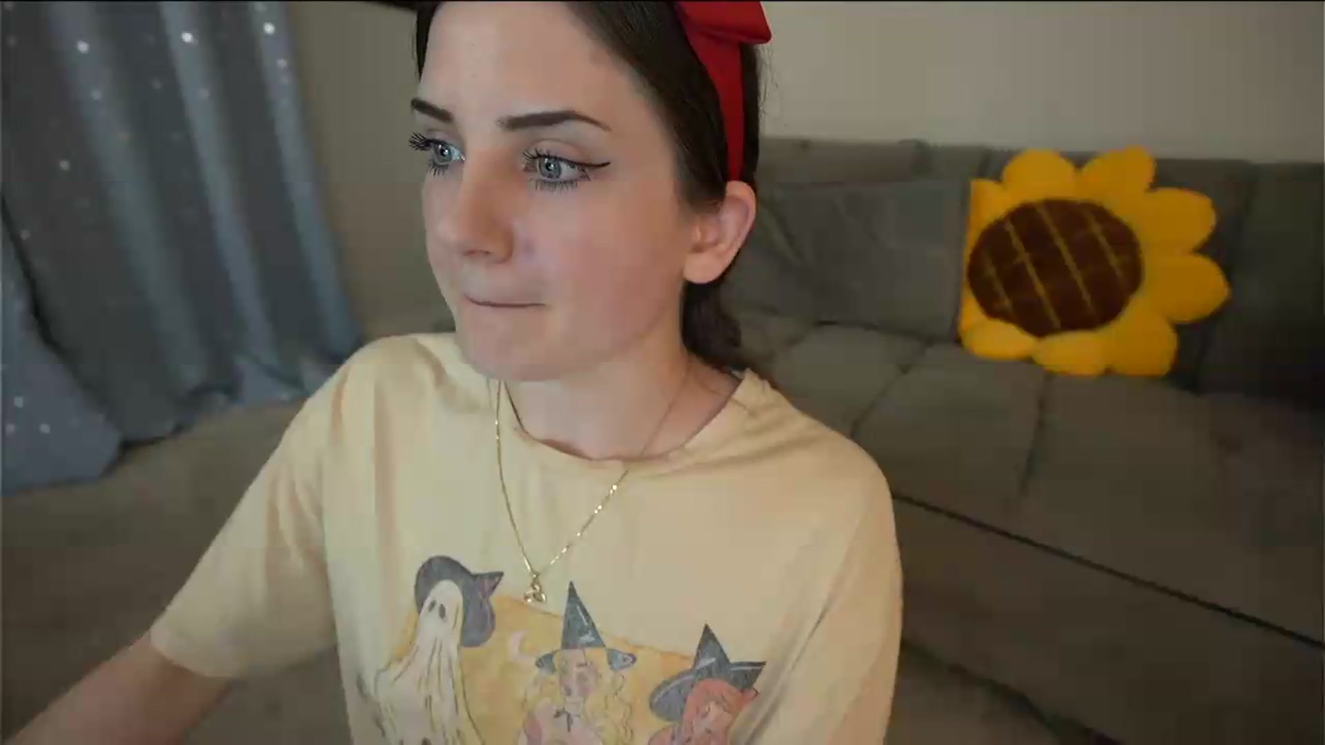 Gallery image thumbnail from AmberPeach's myfreecams stream on, 07/21/2026, 08:21 image 16 of 20