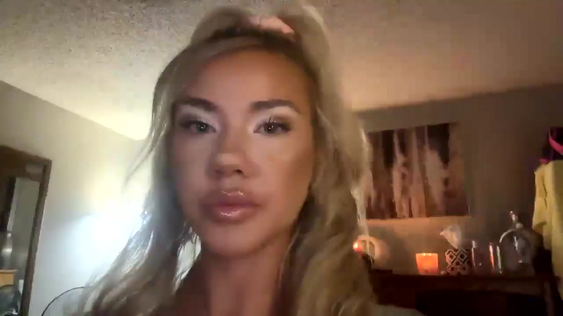 Gallery image thumbnail from AmberRose9114's myfreecams stream on, 03/25/2025, 18:22 image 13 of 20