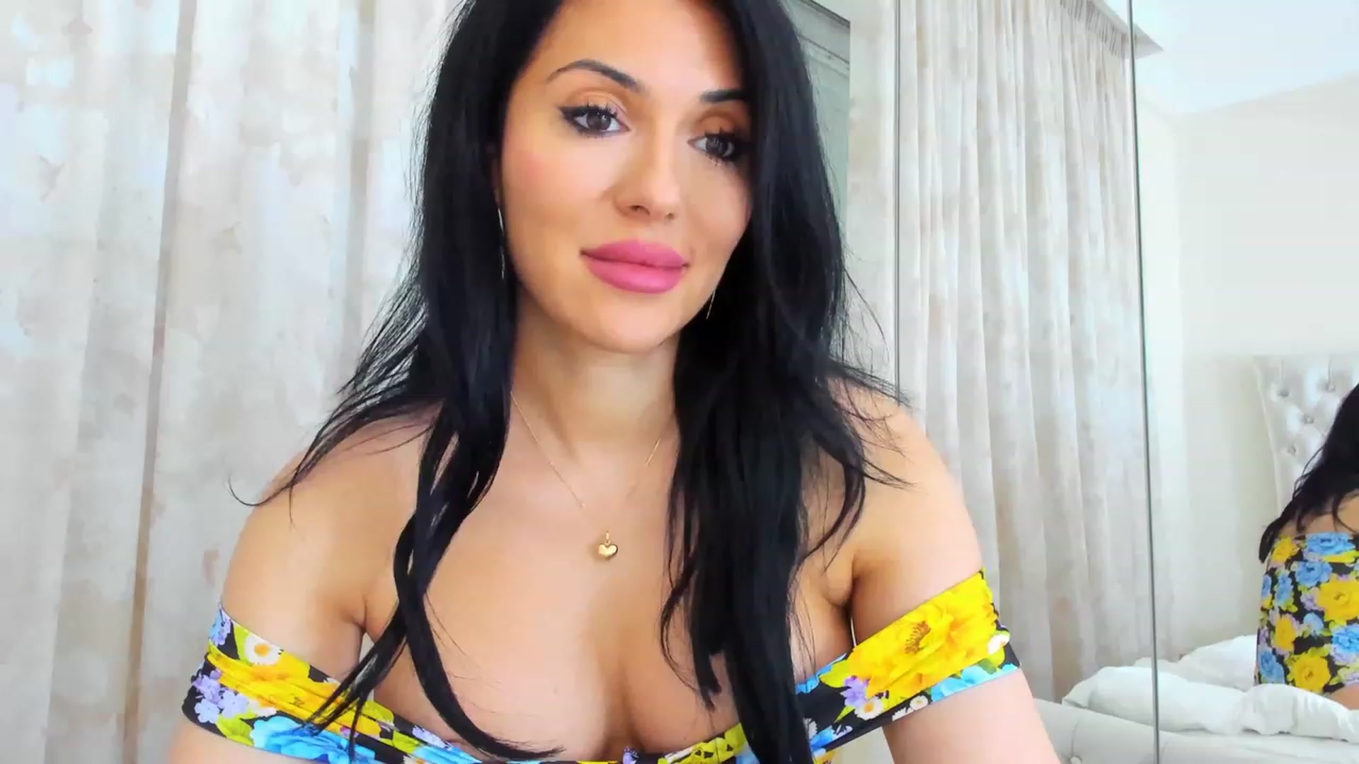 Gallery image thumbnail from AmberWTF's myfreecams stream on, 01/27/2023, 15:39 image 13 of 20