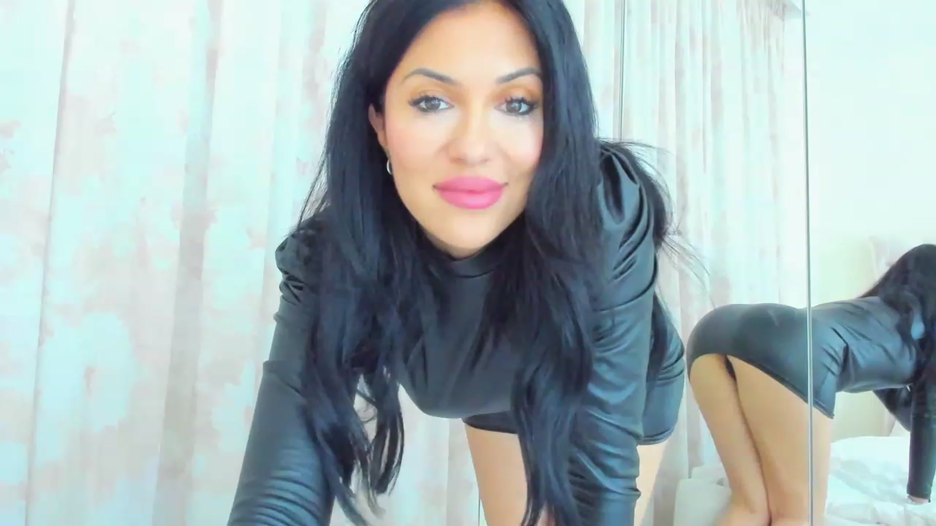 Gallery image thumbnail from AmberWTF's myfreecams stream on, 01/29/2023, 20:23 image 2 of 20