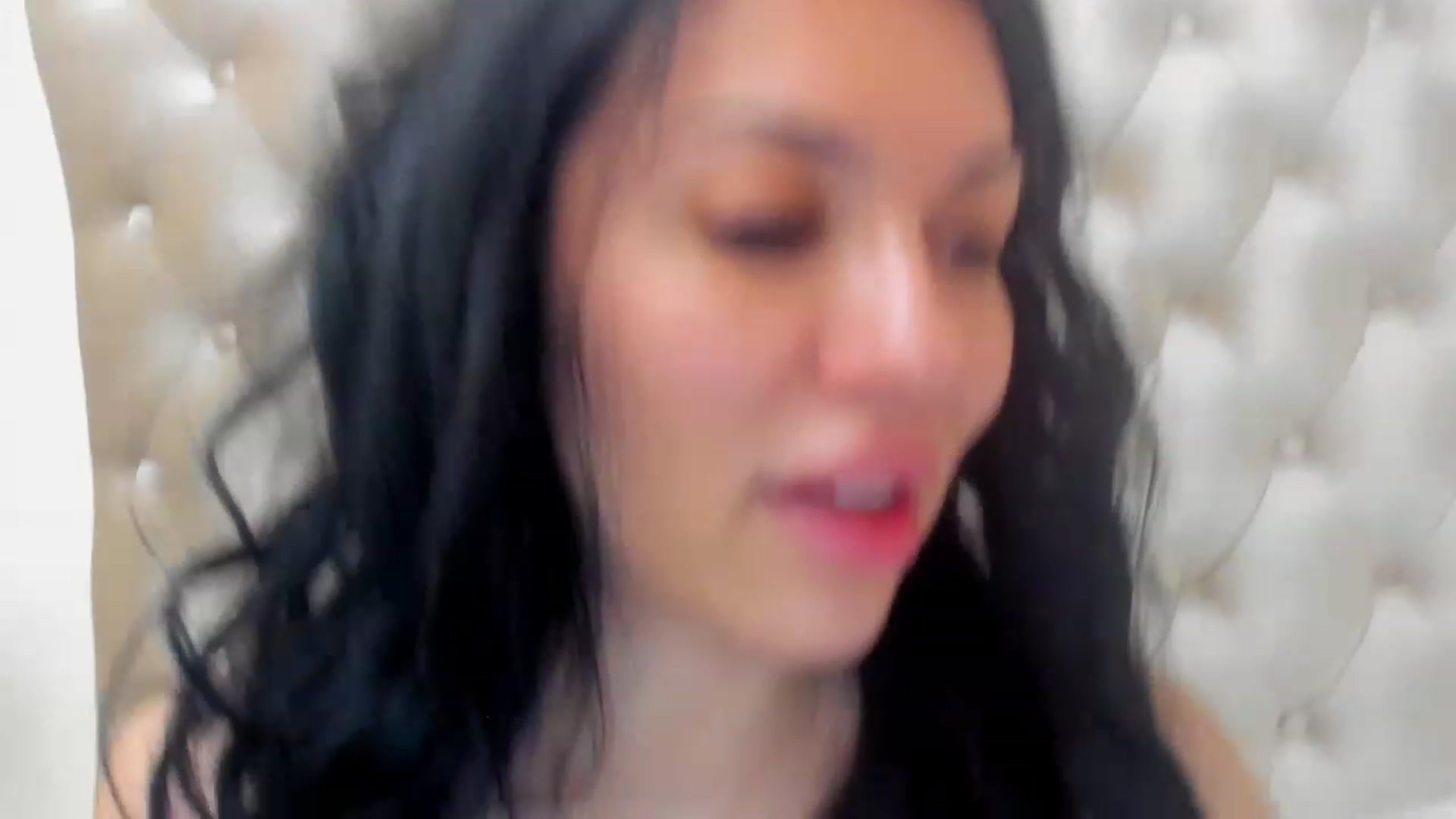 Gallery image thumbnail from AmberWTF's myfreecams stream on, 03/04/2023, 17:10 image 2 of 20