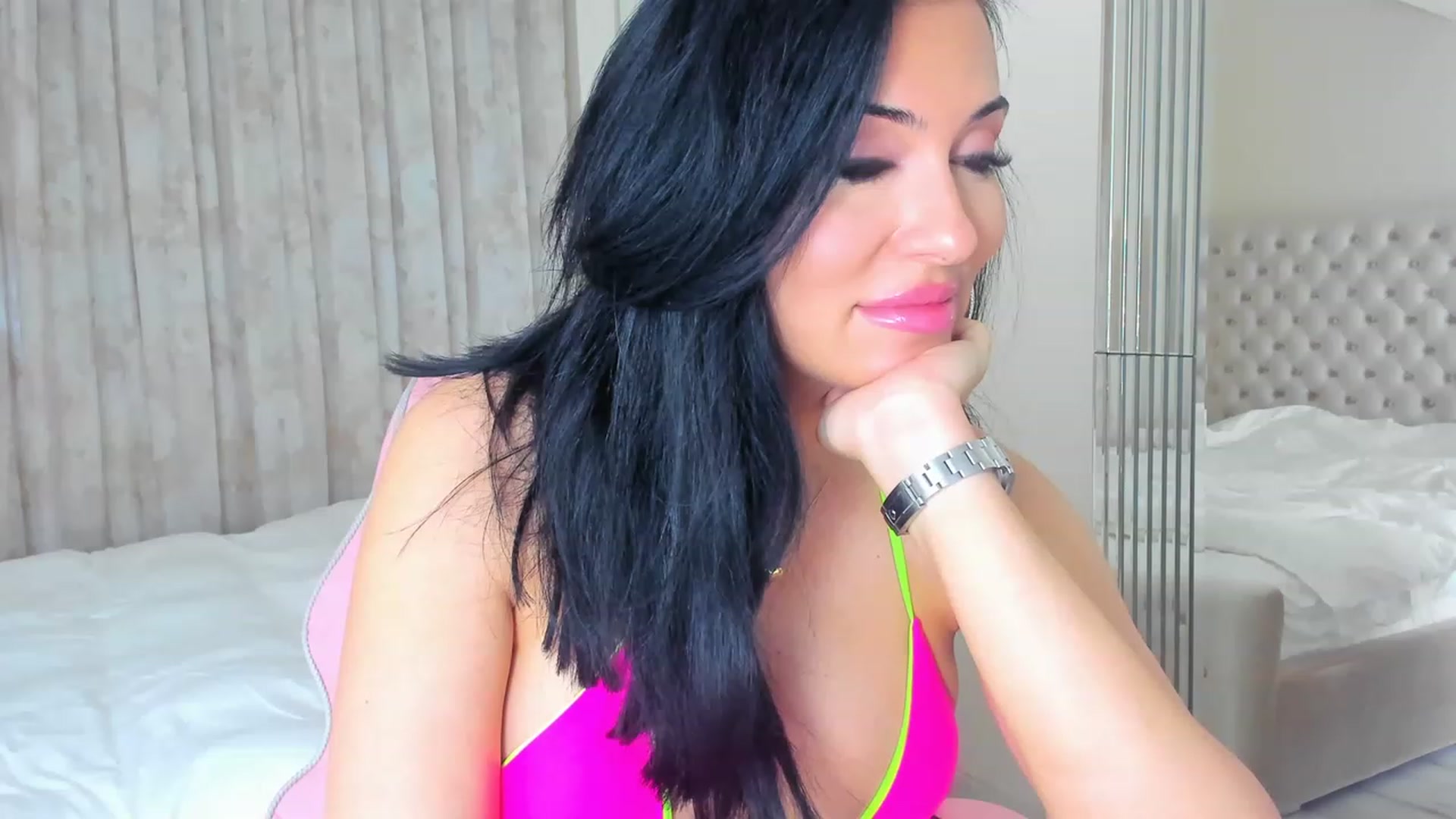 Gallery image thumbnail from AmberWTF's myfreecams stream on, 04/08/2023, 15:04 image 20 of 20