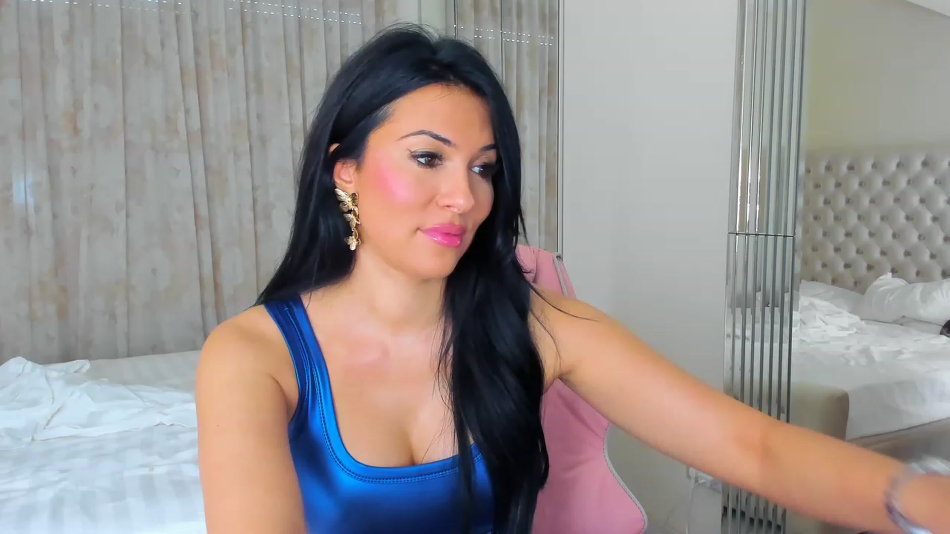 Gallery image thumbnail from AmberWTF's myfreecams stream on, 05/28/2023, 13:43 image 12 of 20