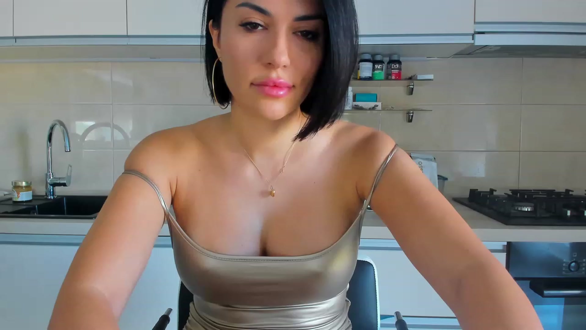 Gallery image thumbnail from AmberWTF's myfreecams stream on, 08/03/2023, 06:42 image 9 of 20