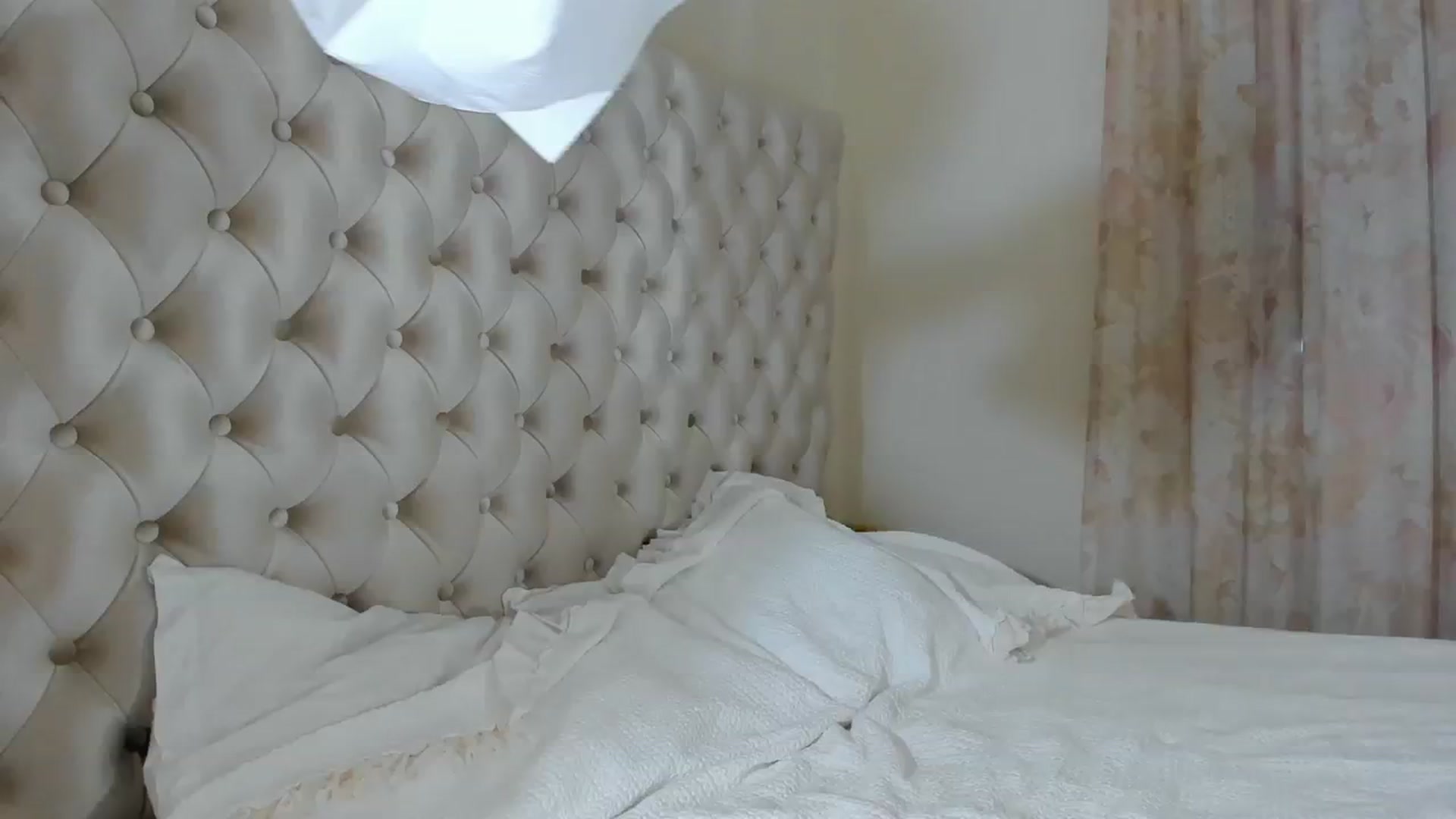 Gallery image thumbnail from AmberWTF's myfreecams stream on, 10/02/2023, 16:40 image 1 of 20