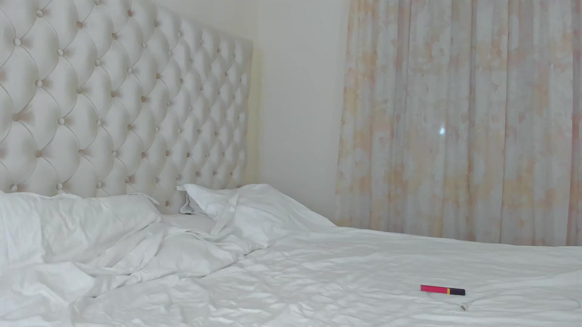 Gallery image thumbnail from AmberWTF's myfreecams stream on, 10/04/2023, 17:24 image 20 of 20
