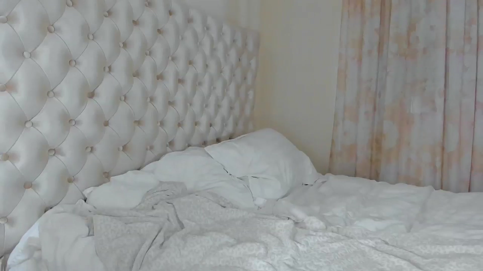 Gallery image thumbnail from AmberWTF's myfreecams stream on, 10/11/2023, 17:53 image 13 of 20