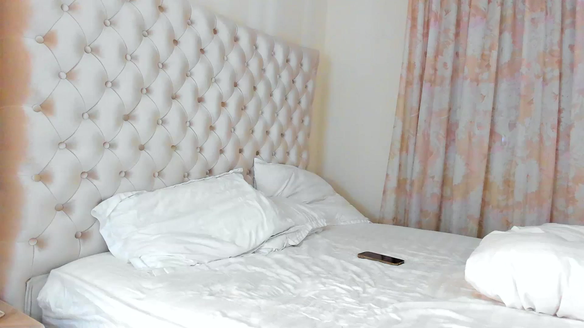 Gallery image thumbnail from AmberWTF's myfreecams stream on, 11/17/2023, 18:26 image 6 of 20