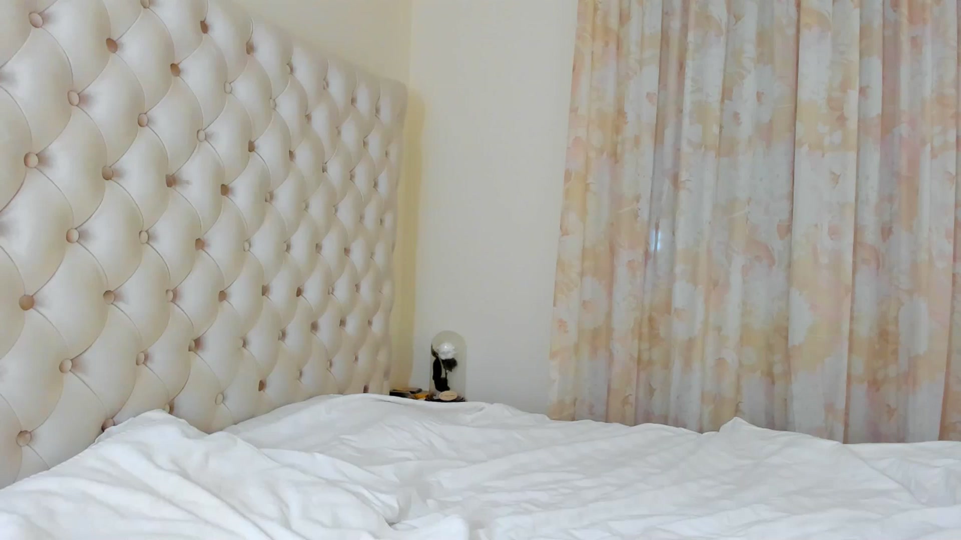 Gallery image thumbnail from AmberWTF's myfreecams stream on, 06/02/2024, 17:01 image 20 of 20