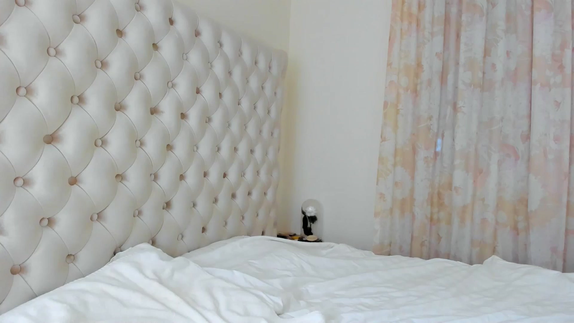 Gallery image thumbnail from AmberWTF's myfreecams stream on, 06/02/2024, 17:01 image 19 of 20