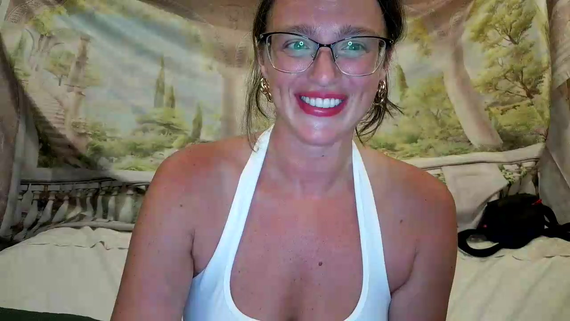 Gallery image thumbnail from AmberWaves's myfreecams stream on, 09/17/2026, 01:30 image 17 of 20