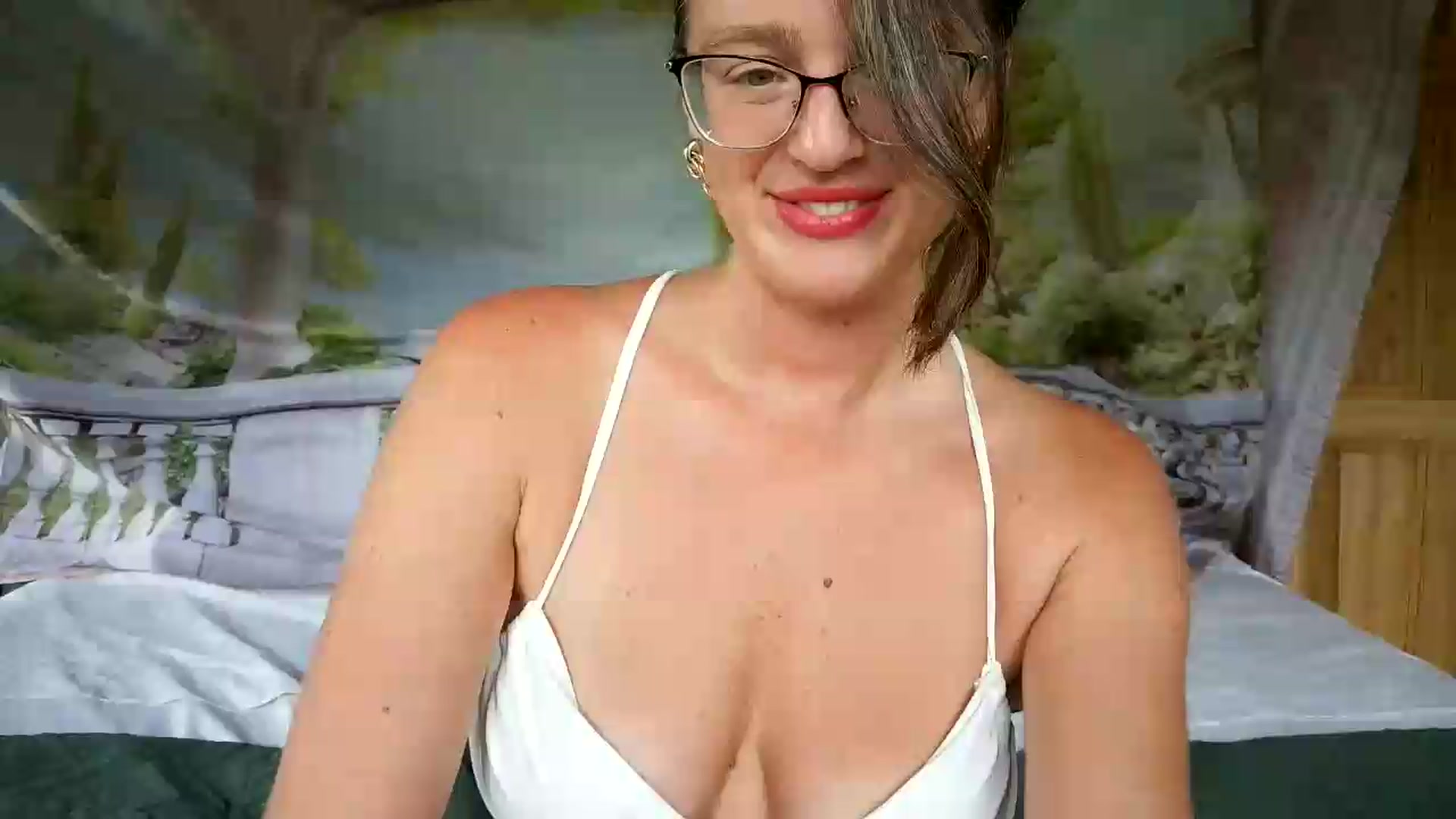 Gallery image thumbnail from AmberWaves's myfreecams stream on, 09/22/2026, 15:40 image 19 of 20
