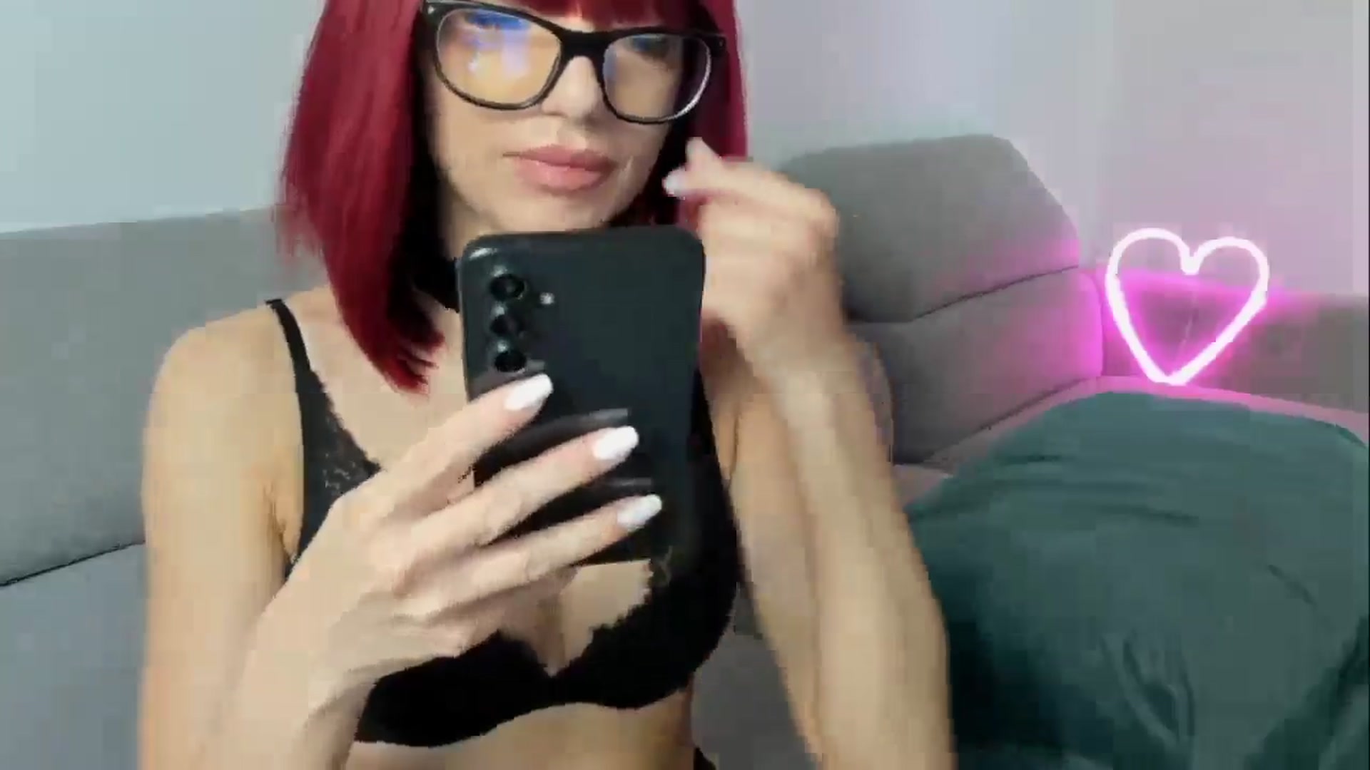Gallery image thumbnail from Amber_Bliss's myfreecams stream on, 07/17/2025, 16:01 image 7 of 20