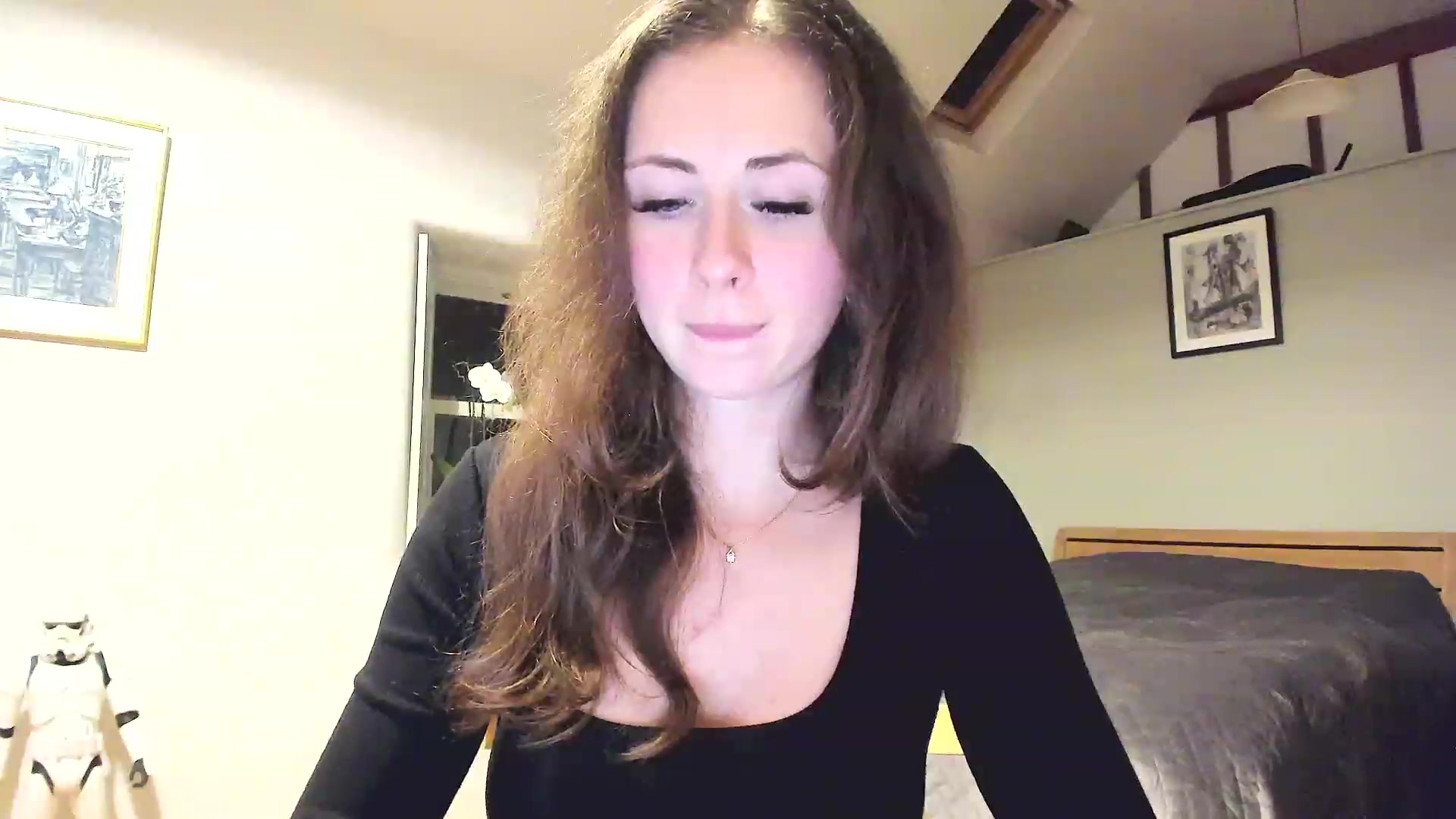 Gallery image thumbnail from Amber_Fry's myfreecams stream on, 11/15/2022, 24:23 image 10 of 20