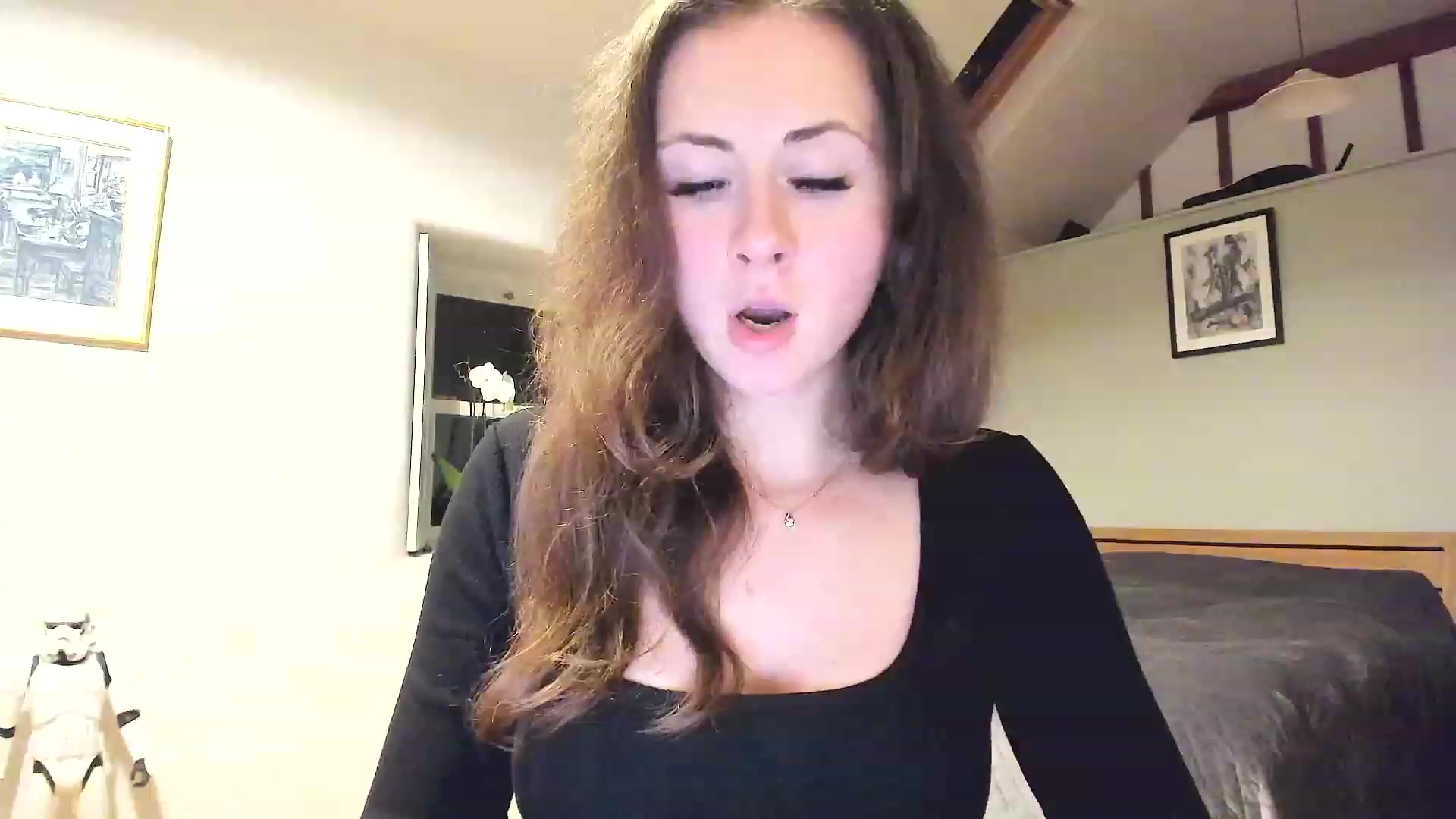 Gallery image thumbnail from Amber_Fry's myfreecams stream on, 11/15/2022, 24:23 image 9 of 20
