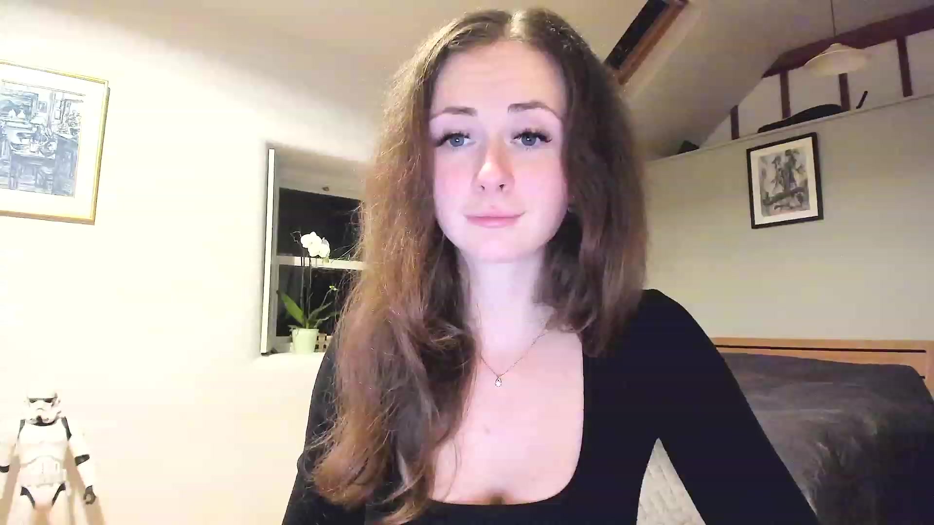 Gallery image thumbnail from Amber_Fry's myfreecams stream on, 11/15/2022, 24:23 image 2 of 20