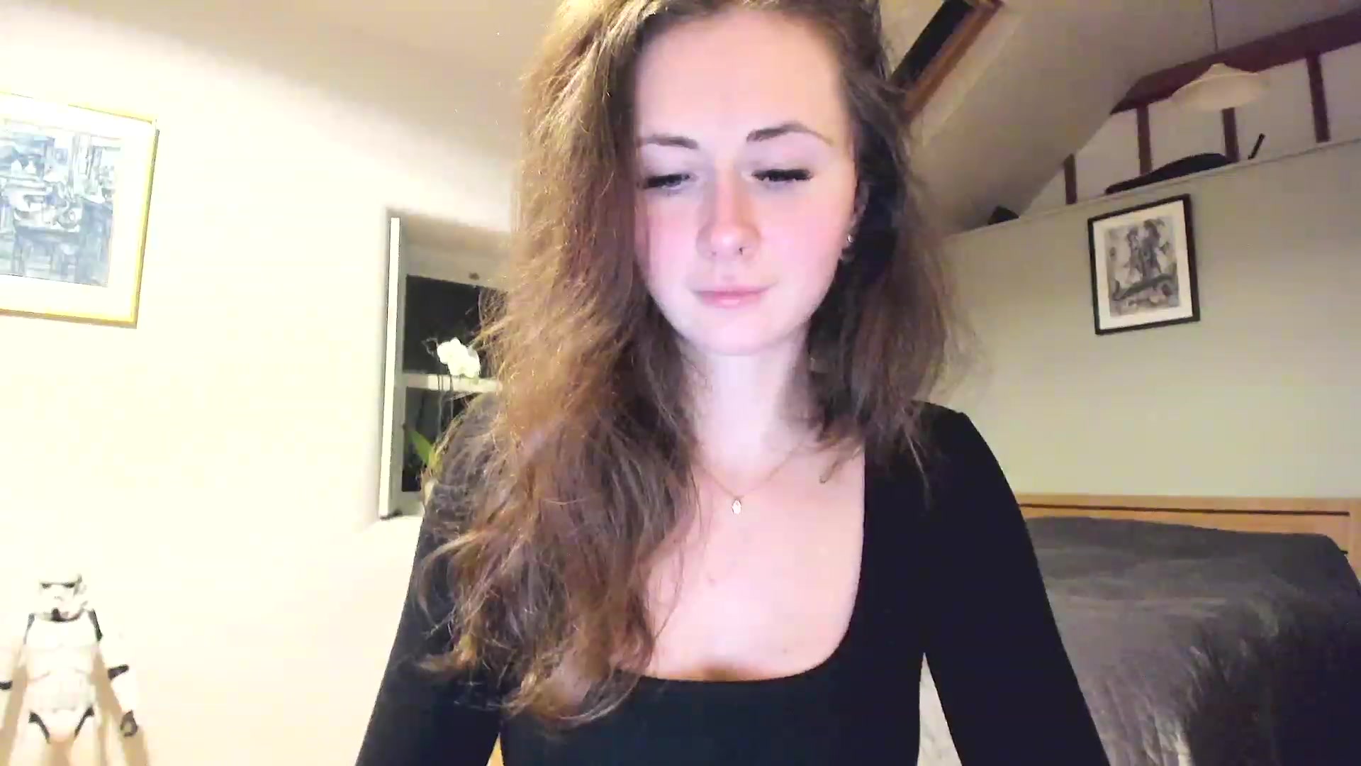 Gallery image thumbnail from Amber_Fry's myfreecams stream on, 11/15/2022, 24:23 image 11 of 20