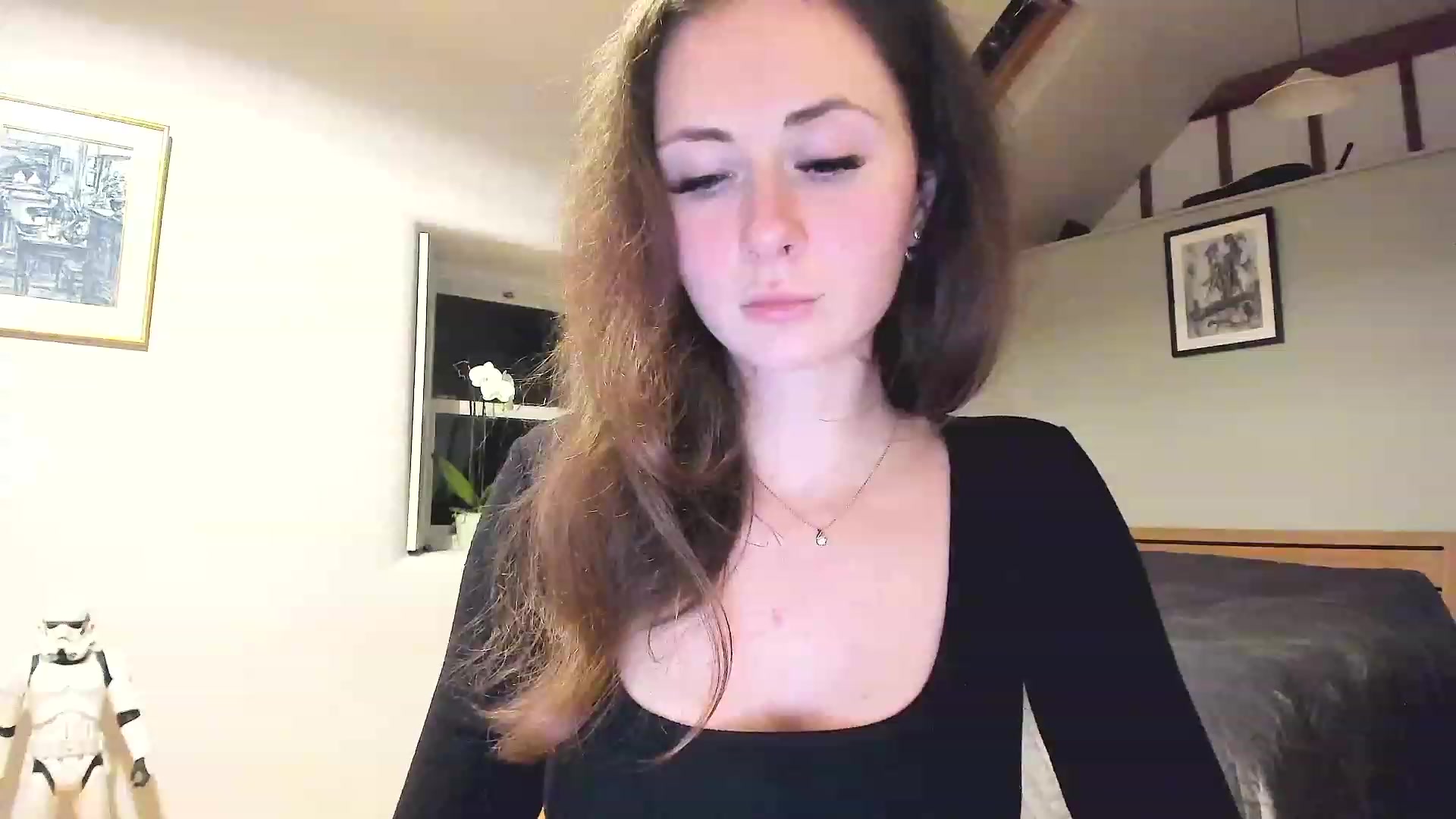 Gallery image thumbnail from Amber_Fry's myfreecams stream on, 11/15/2022, 24:23 image 5 of 20