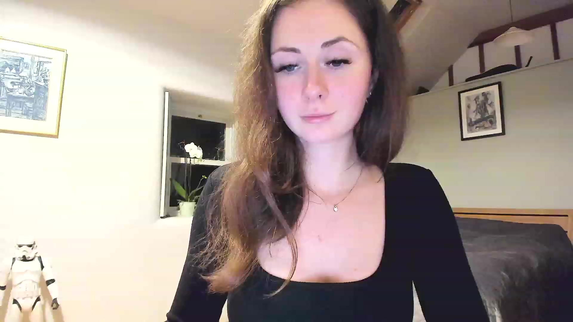 Gallery image thumbnail from Amber_Fry's myfreecams stream on, 11/15/2022, 24:23 image 6 of 20
