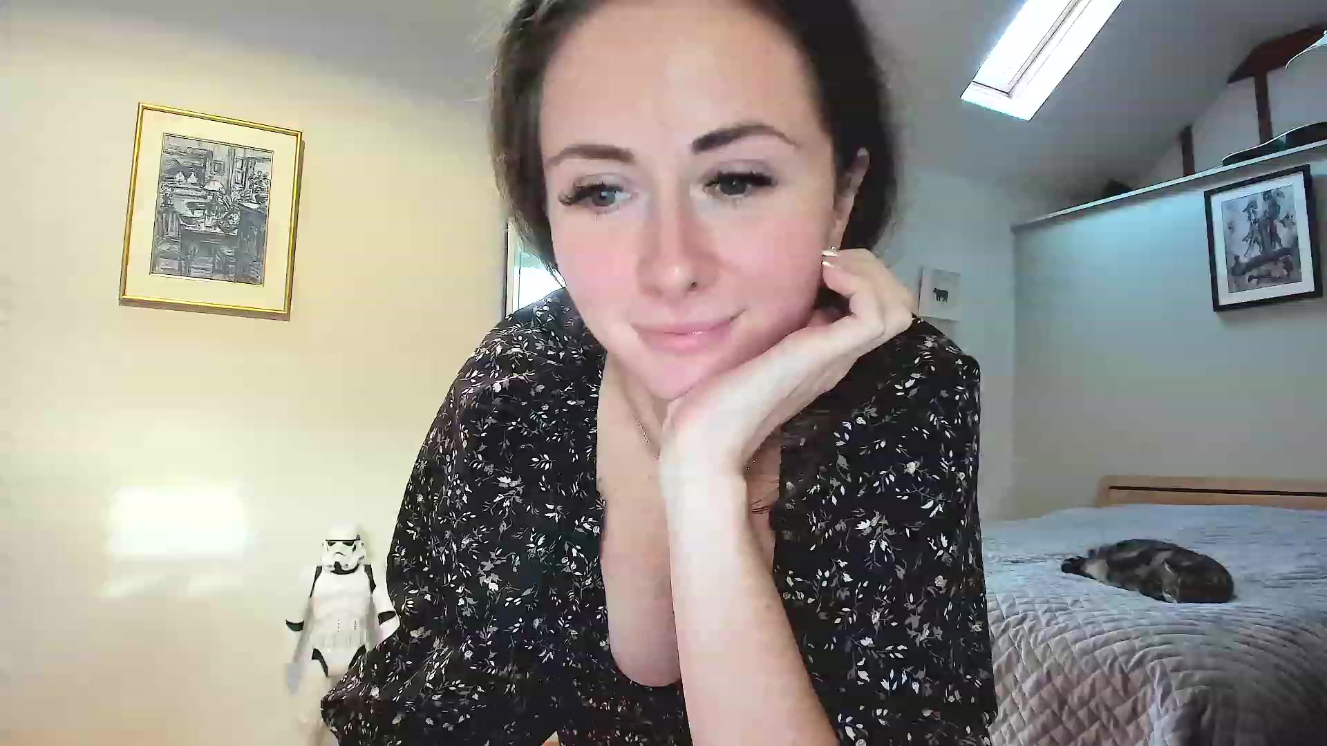 Gallery image thumbnail from Amber_Fry's myfreecams stream on, 11/16/2022, 16:00 image 6 of 20