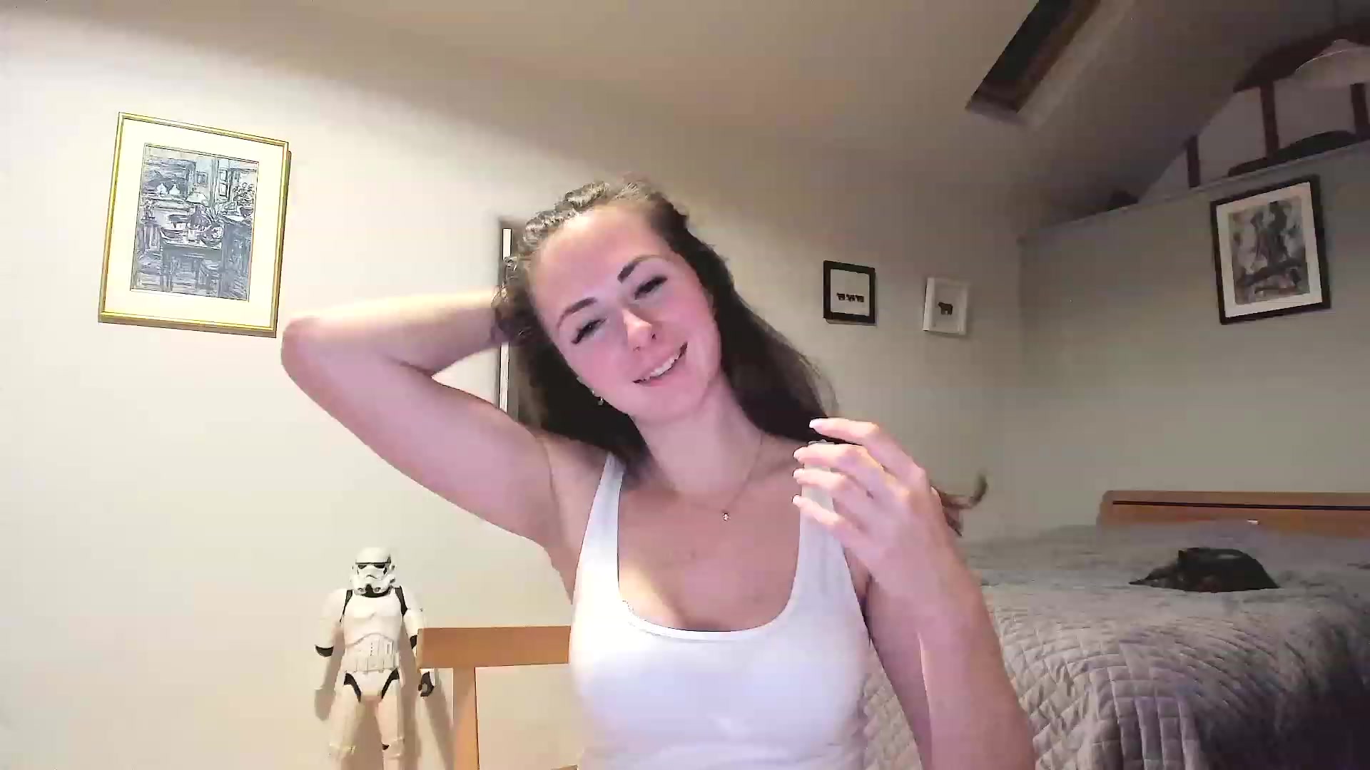 Gallery image thumbnail from Amber_Fry's myfreecams stream on, 11/16/2022, 21:57 image 18 of 20