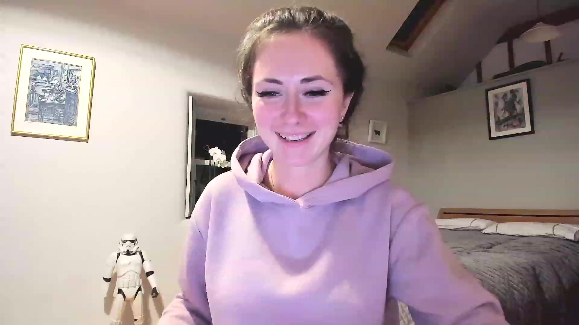 Gallery image thumbnail from Amber_Fry's myfreecams stream on, 11/21/2022, 22:35 image 2 of 20