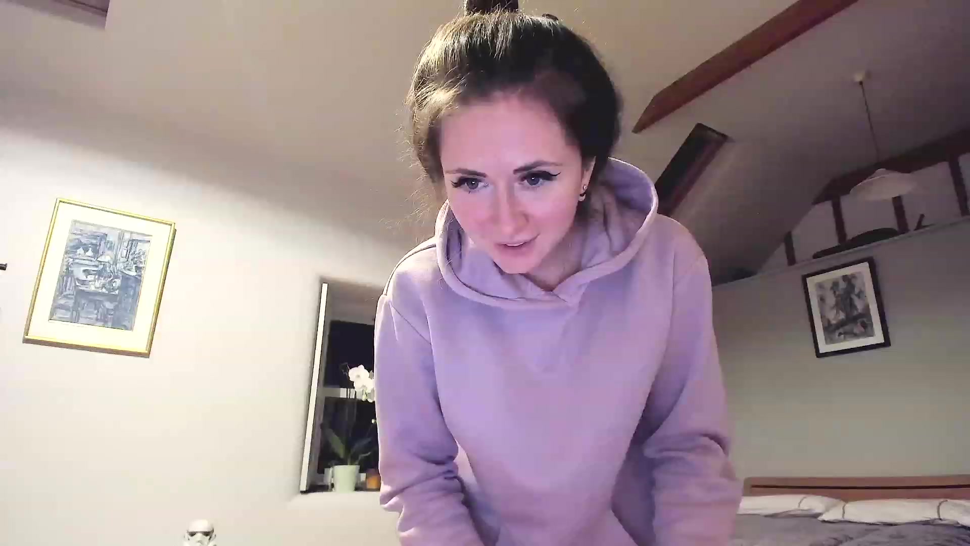Gallery image thumbnail from Amber_Fry's myfreecams stream on, 11/21/2022, 22:35 image 5 of 20