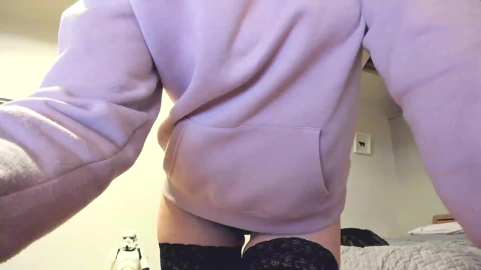 Gallery image thumbnail from Amber_Fry's myfreecams stream on, 11/21/2022, 22:35 image 11 of 20