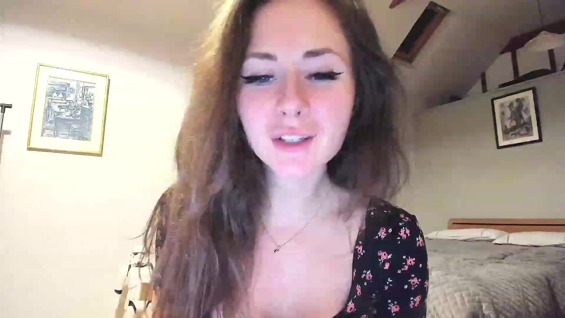 Gallery image thumbnail from Amber_Fry's myfreecams stream on, 11/22/2022, 24:03 image 16 of 20