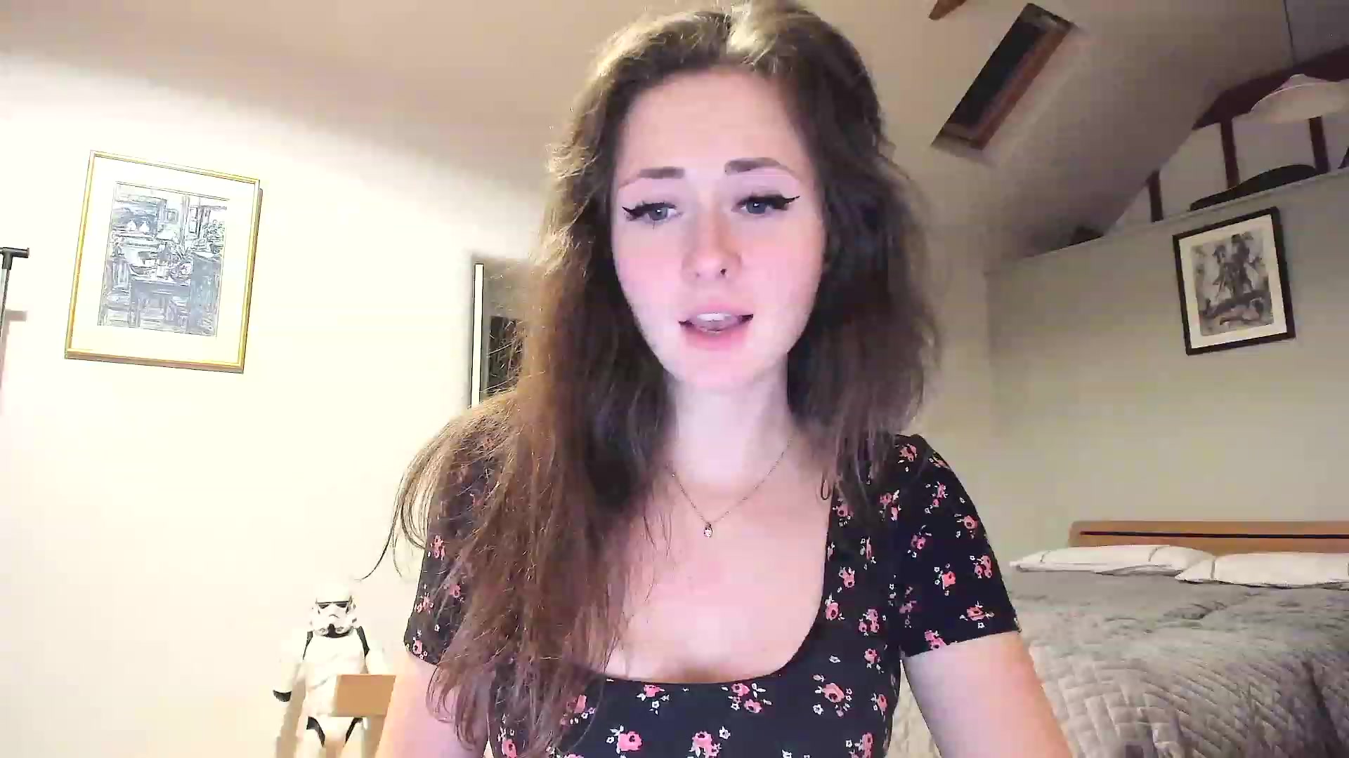 Gallery image thumbnail from Amber_Fry's myfreecams stream on, 11/22/2022, 24:03 image 18 of 20