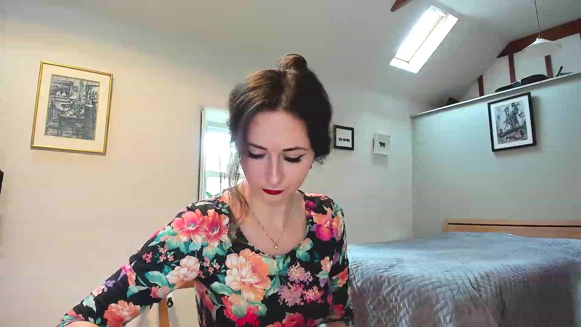 Gallery image thumbnail from Amber_Fry's myfreecams stream on, 11/22/2022, 13:04 image 14 of 20