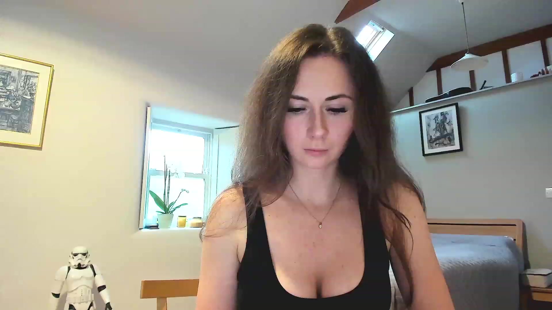 Gallery image thumbnail from Amber_Fry's myfreecams stream on, 11/23/2022, 14:43 image 9 of 20