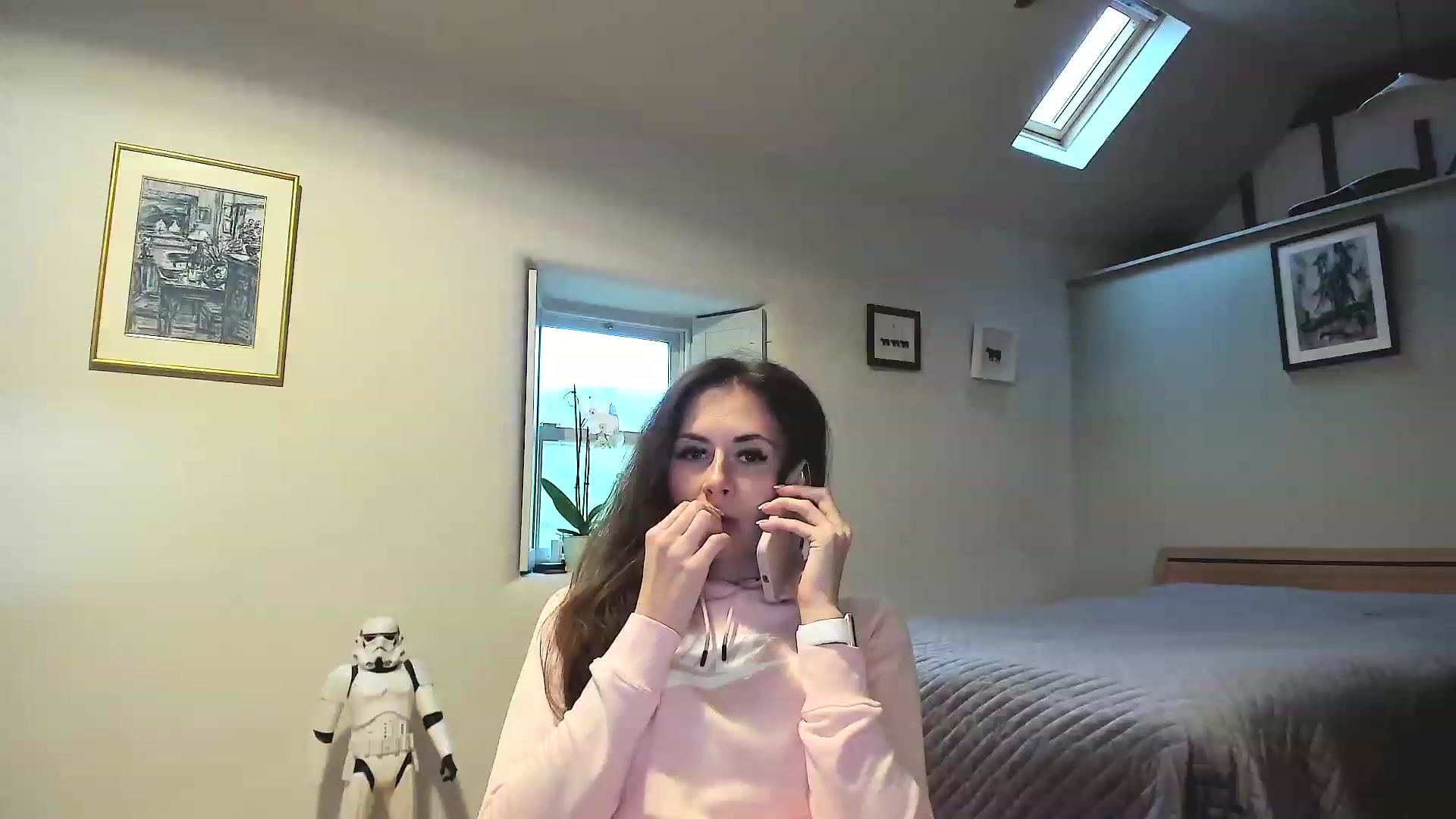 Gallery image thumbnail from Amber_Fry's myfreecams stream on, 11/23/2022, 15:36 image 12 of 20