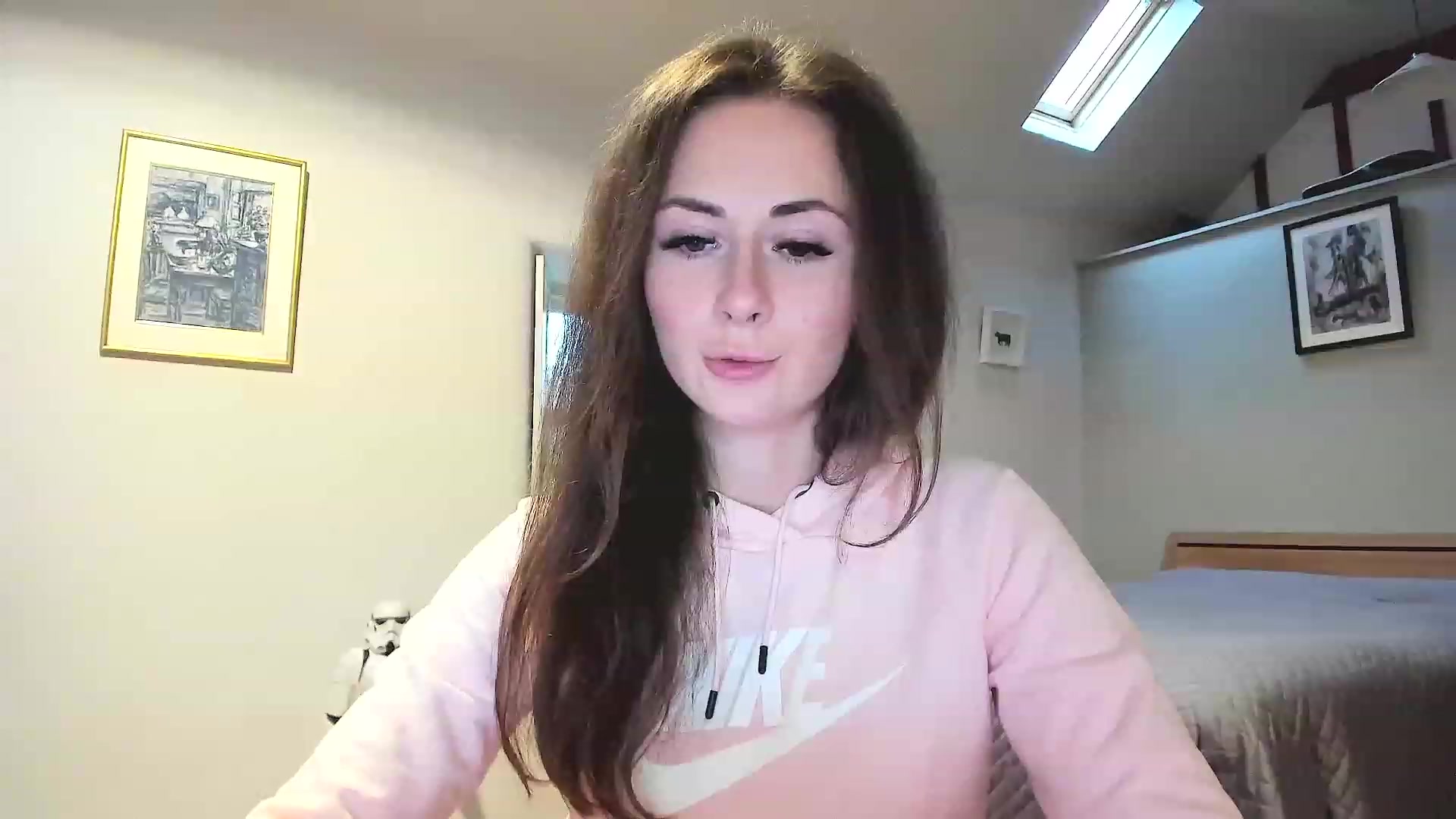 Gallery image thumbnail from Amber_Fry's myfreecams stream on, 11/23/2022, 15:36 image 15 of 20