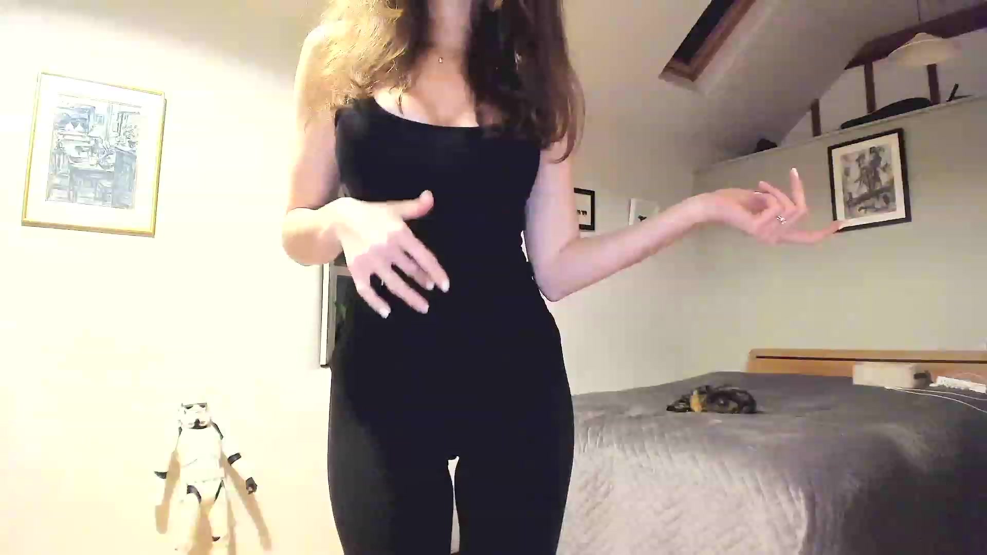 Gallery image thumbnail from Amber_Fry's myfreecams stream on, 11/26/2022, 24:01 image 14 of 20
