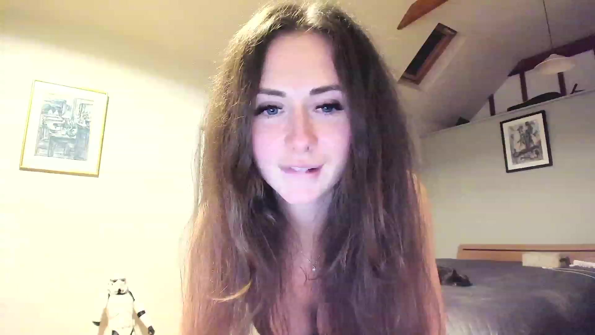 Gallery image thumbnail from Amber_Fry's myfreecams stream on, 11/26/2022, 24:45 image 1 of 20