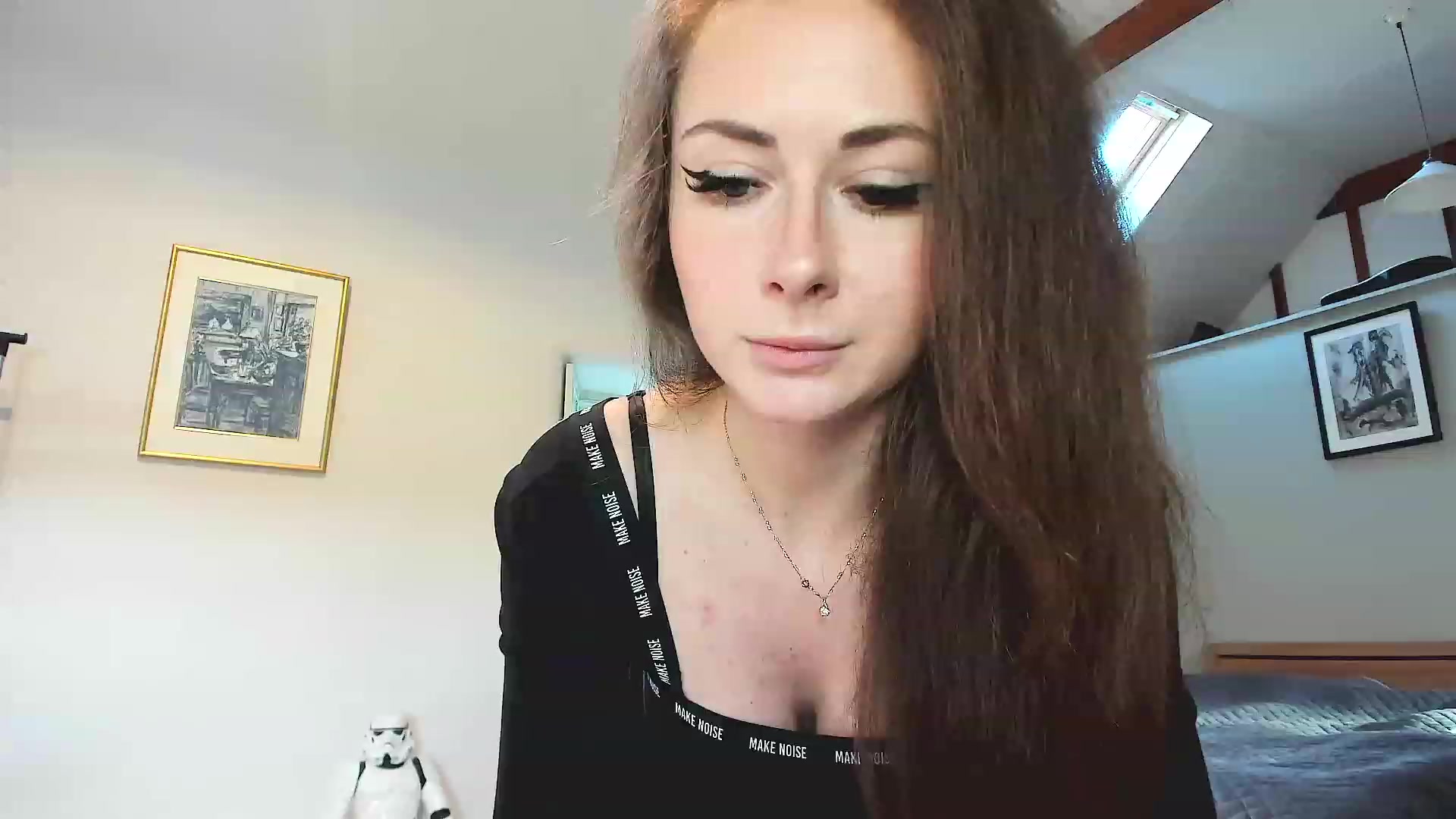 Gallery image thumbnail from Amber_Fry's myfreecams stream on, 11/27/2022, 13:29 image 17 of 20