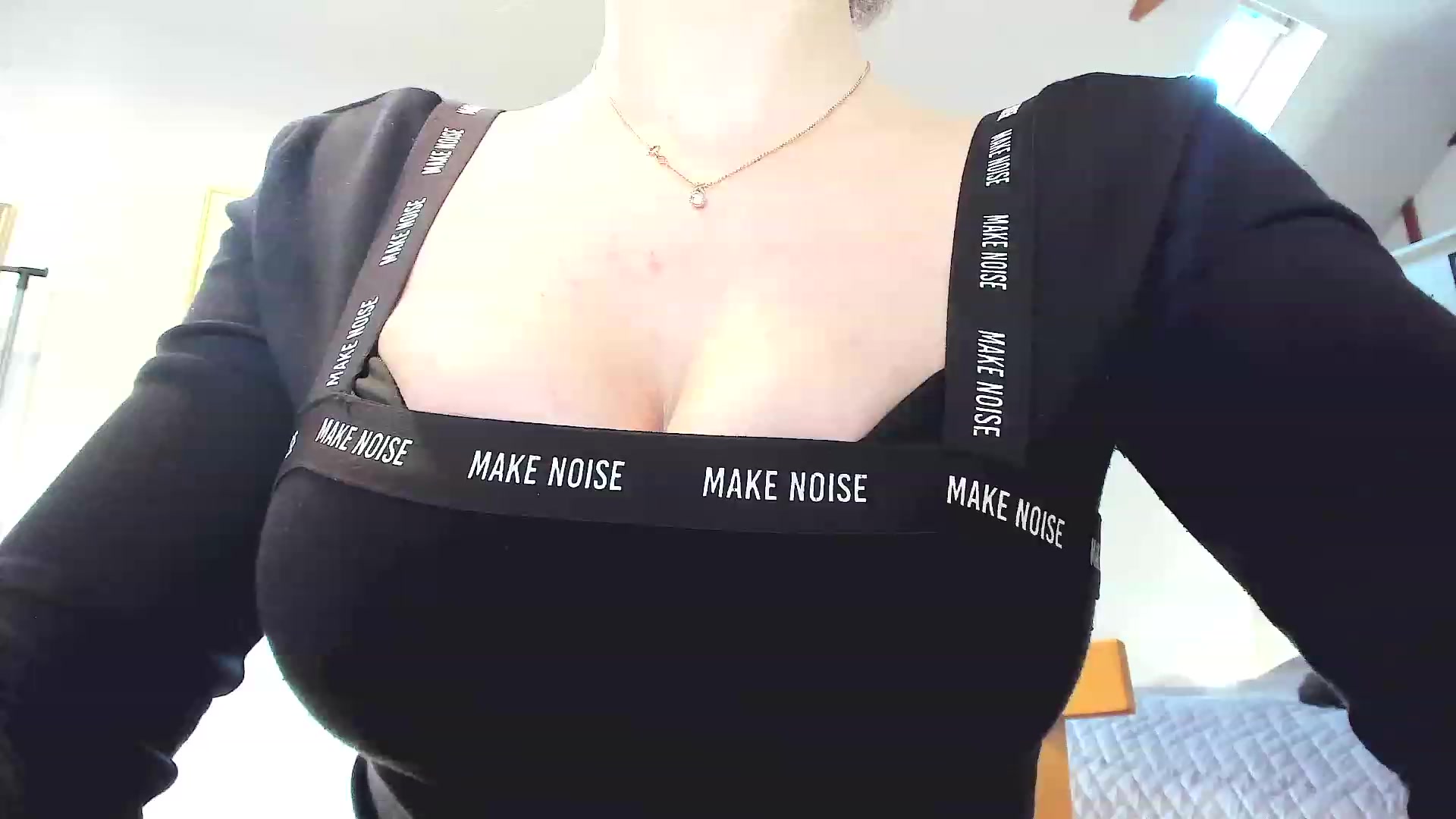 Gallery image thumbnail from Amber_Fry's myfreecams stream on, 11/27/2022, 15:02 image 20 of 20