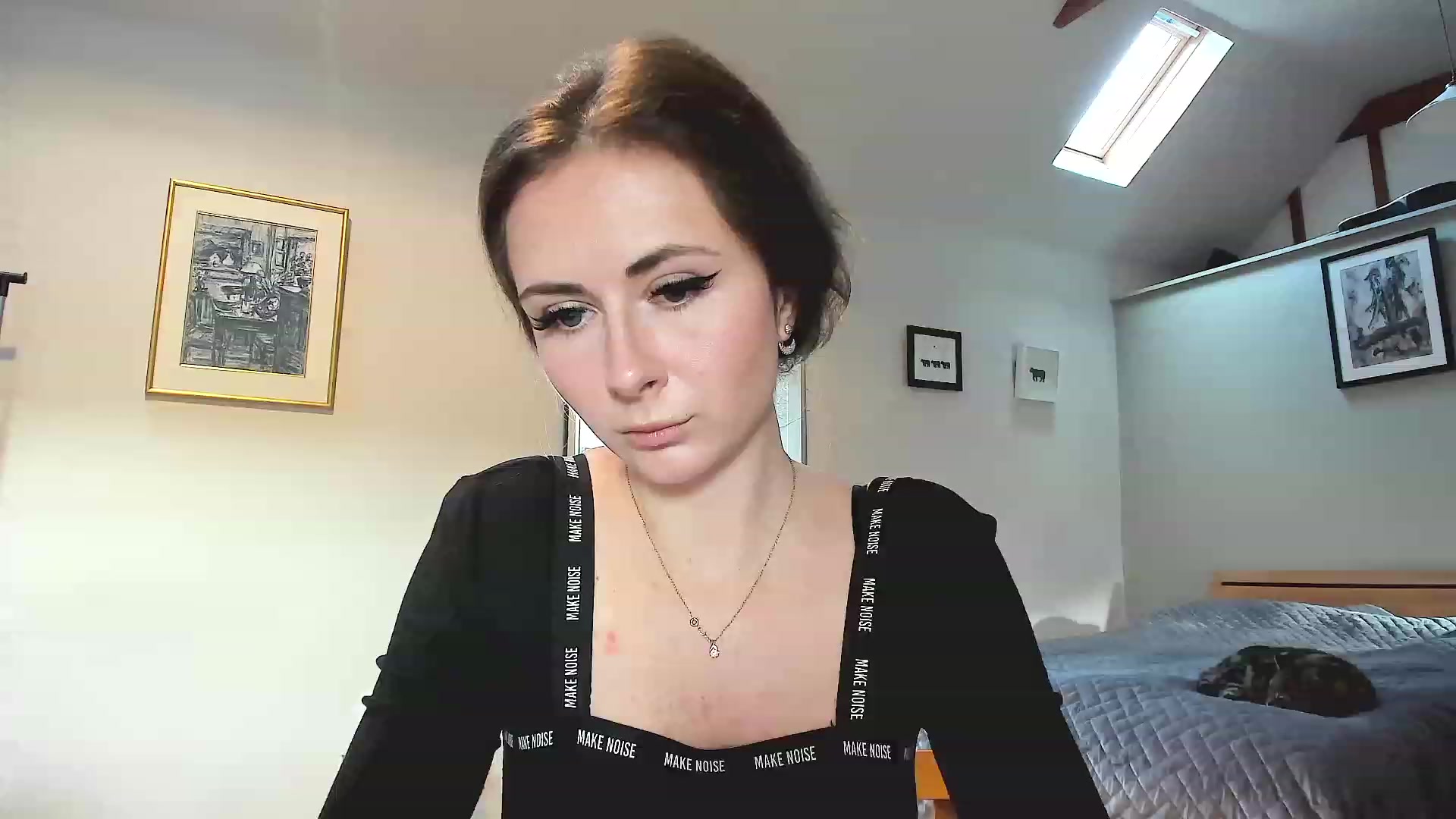 Gallery image thumbnail from Amber_Fry's myfreecams stream on, 11/27/2022, 15:02 image 8 of 20