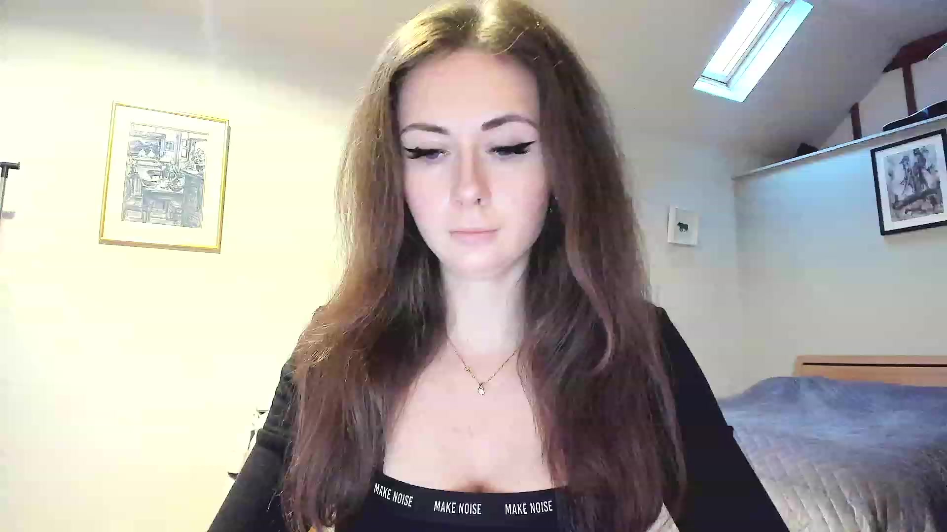 Gallery image thumbnail from Amber_Fry's myfreecams stream on, 11/29/2022, 10:33 image 6 of 20
