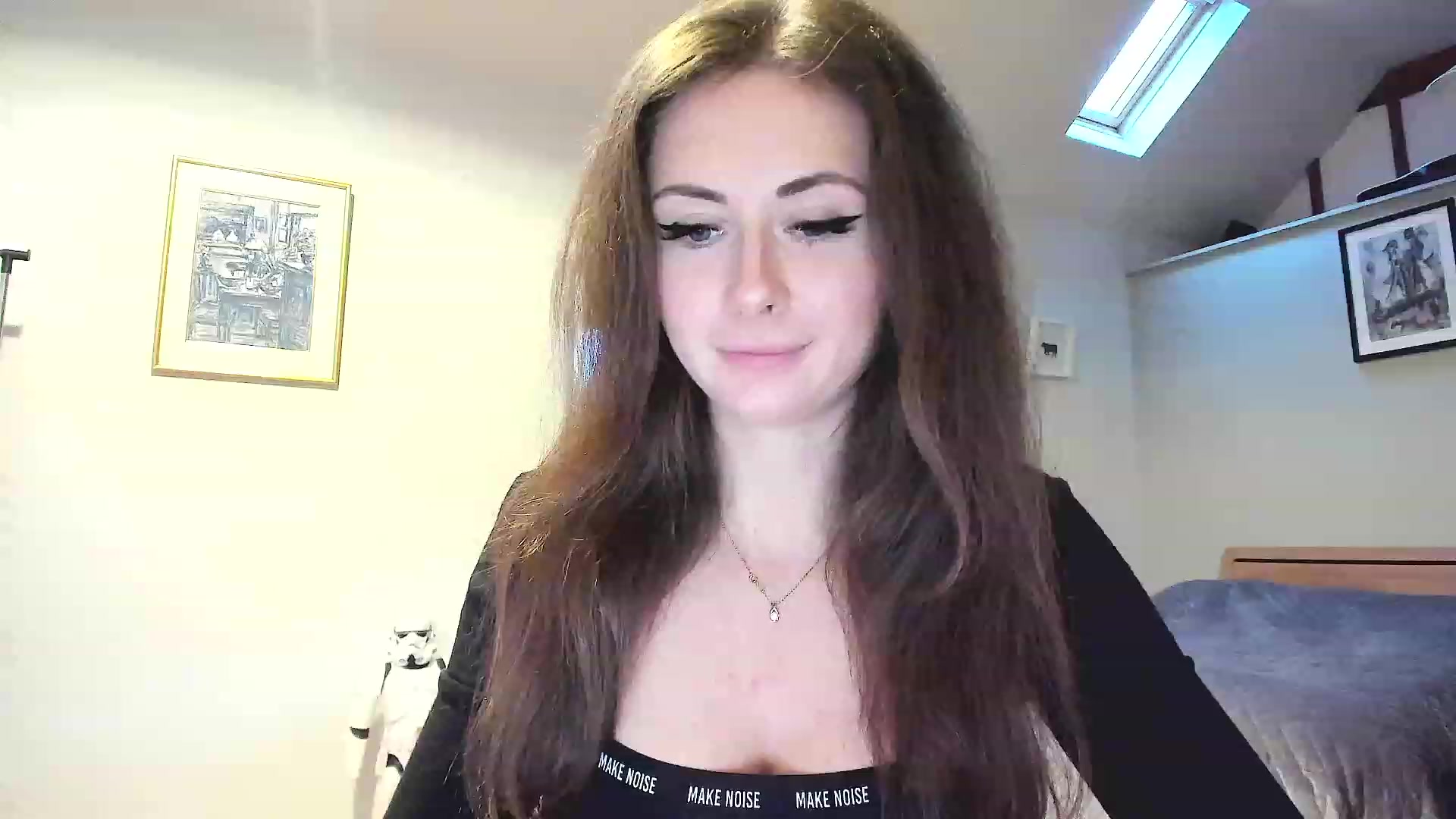 Gallery image thumbnail from Amber_Fry's myfreecams stream on, 11/29/2022, 10:33 image 9 of 20