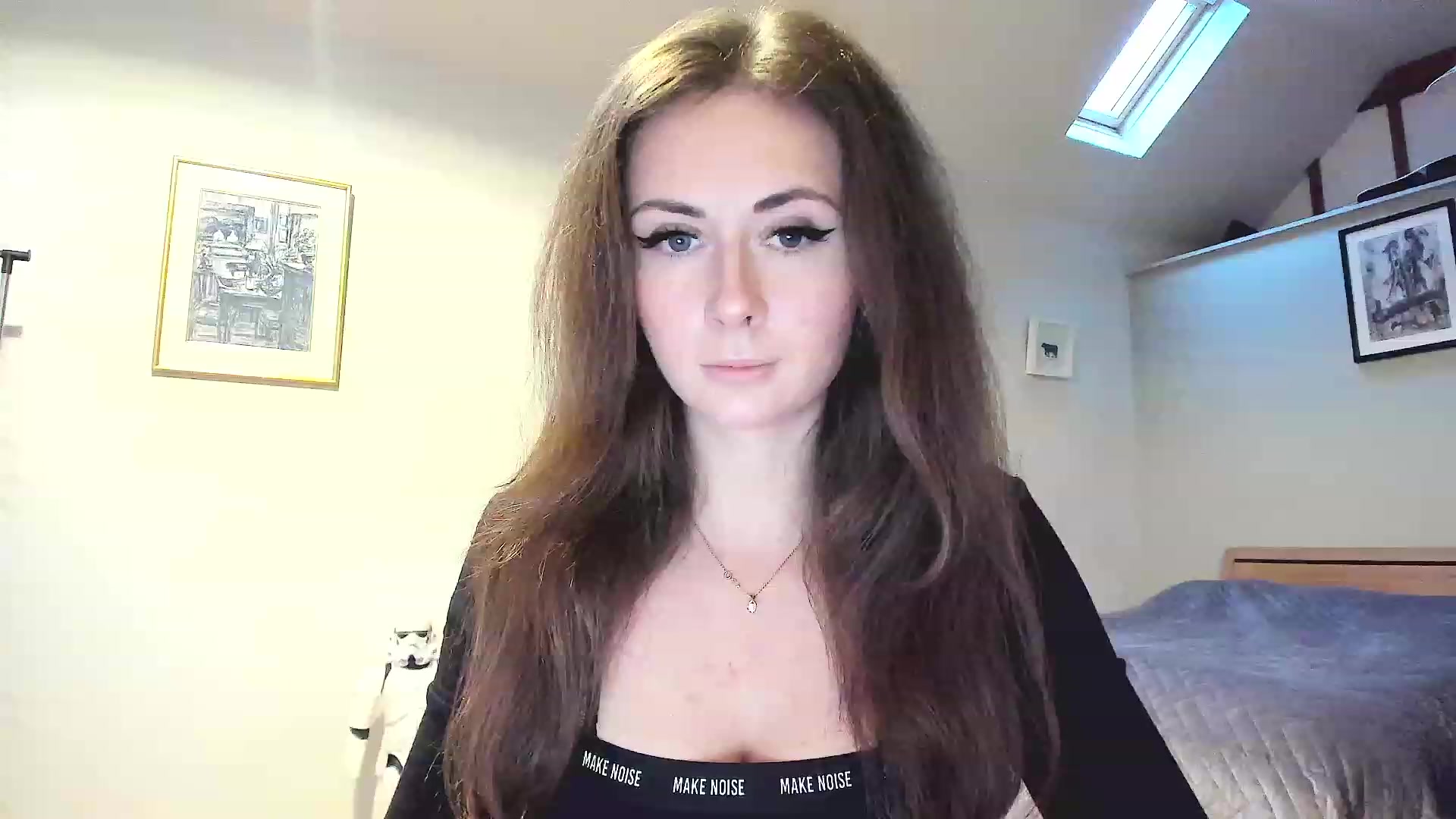 Gallery image thumbnail from Amber_Fry's myfreecams stream on, 11/29/2022, 10:33 image 7 of 20